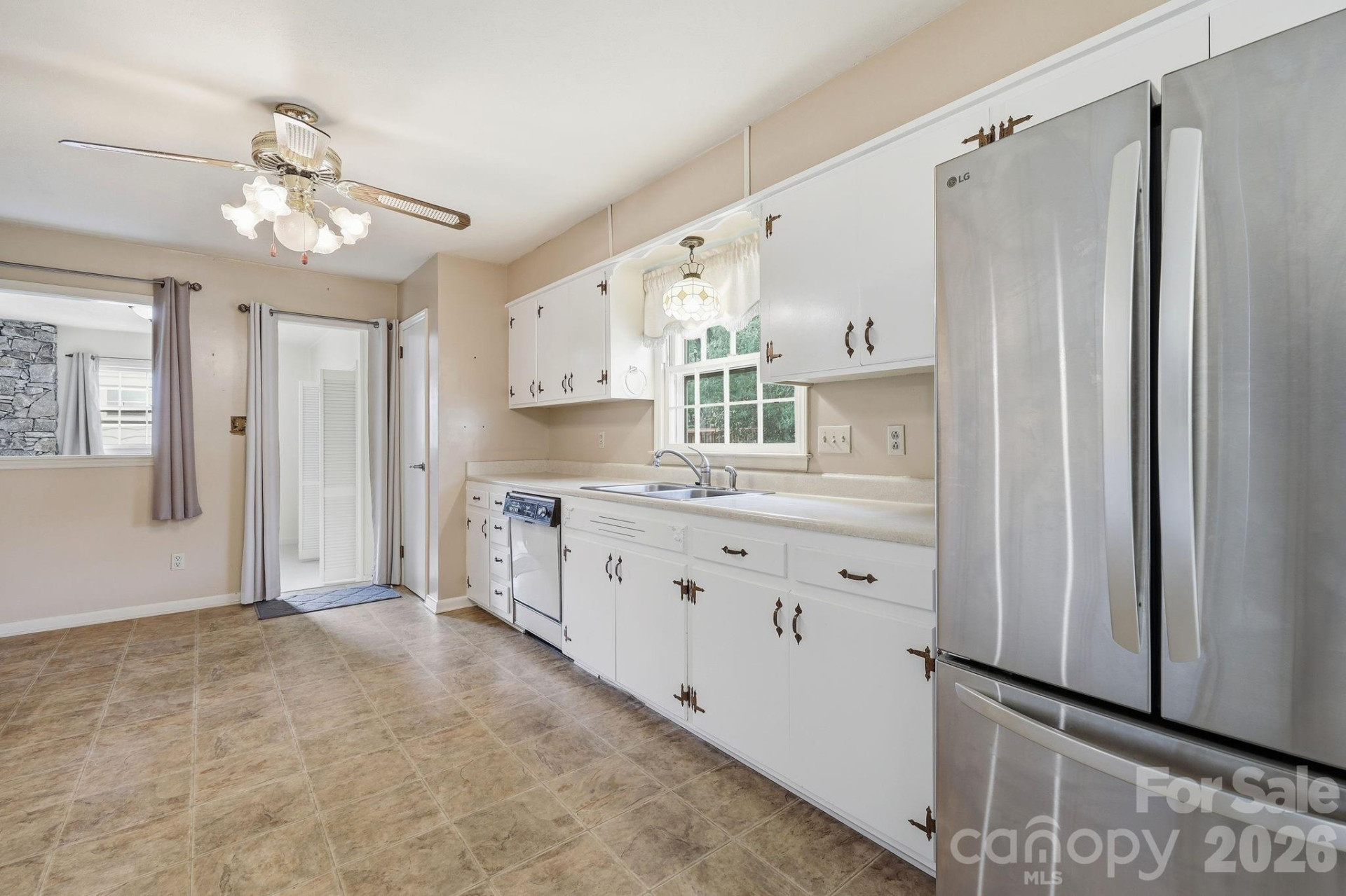 22 Carjen Avenue - Photo 10
