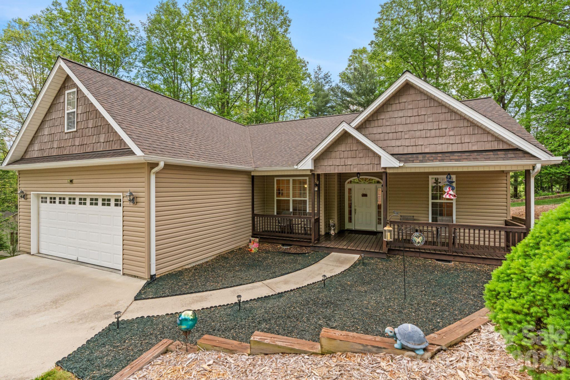 112 Chestnut Lane - Photo 3