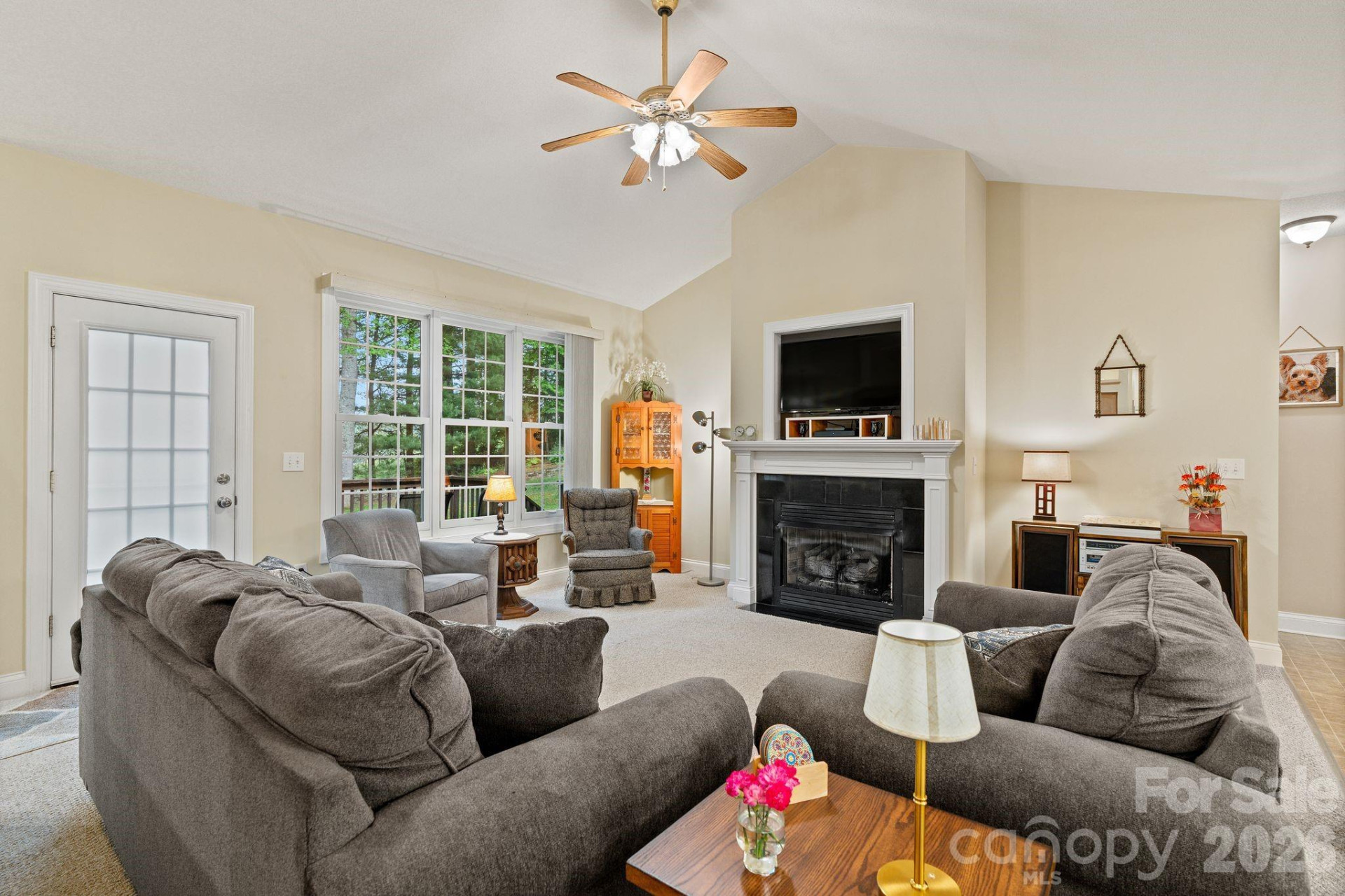 112 Chestnut Lane - Photo 9