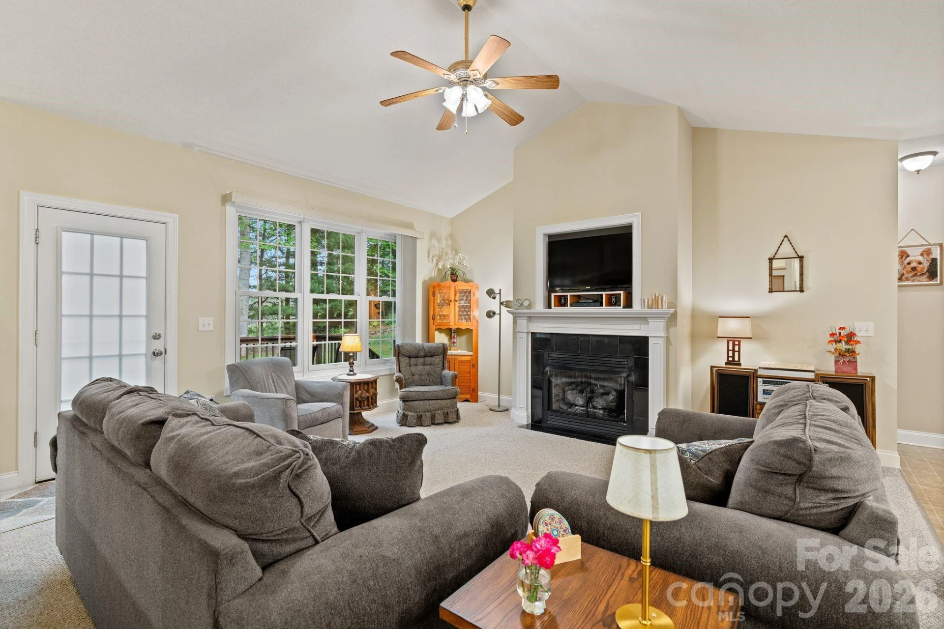 112 Chestnut Lane - Photo 9