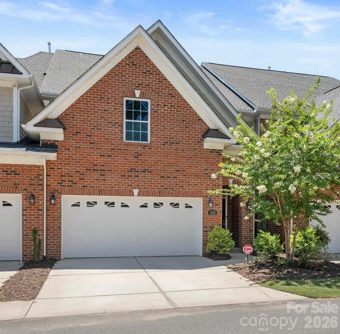 904 Ospre Lane - Photo 2