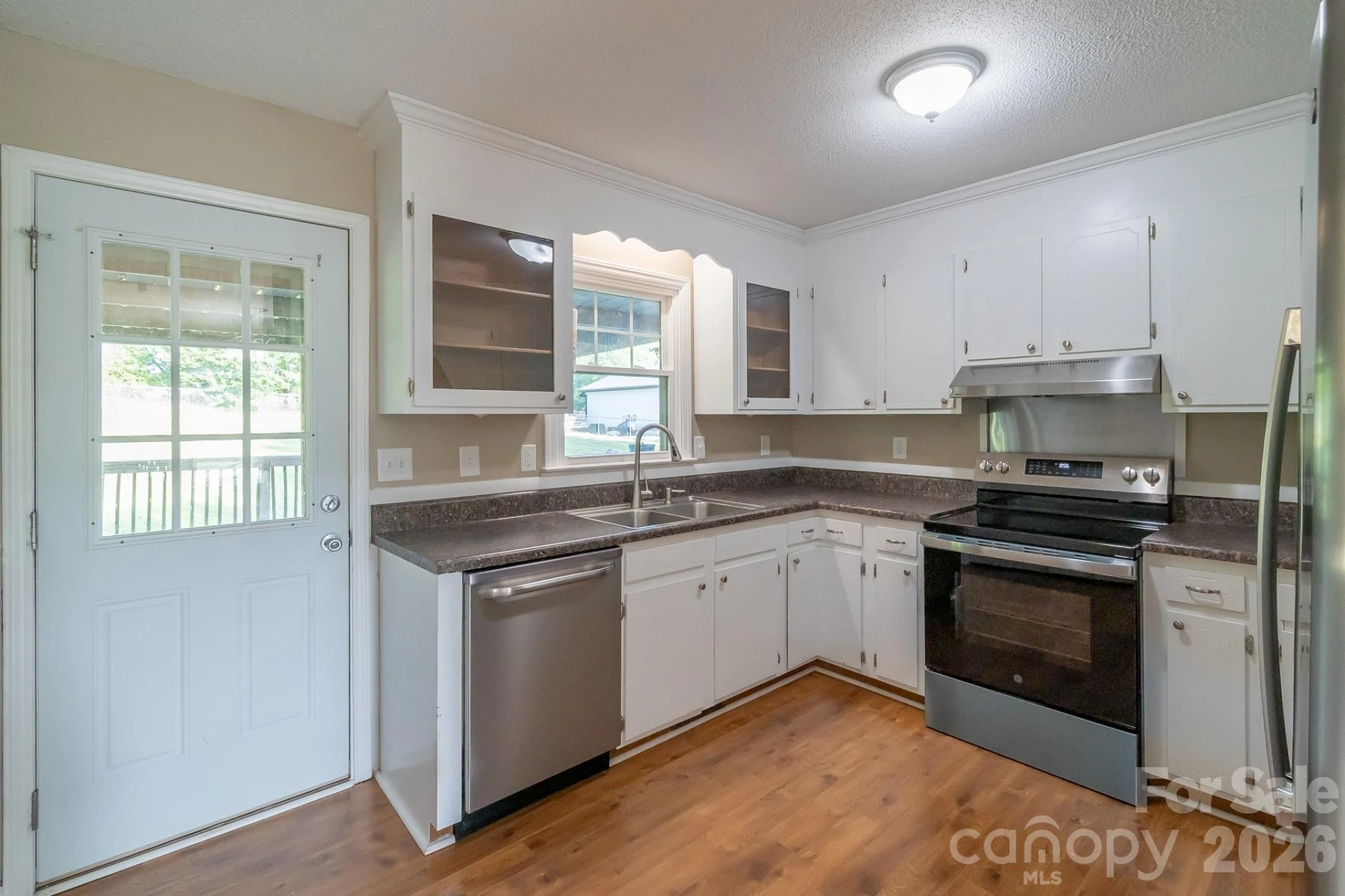 111 Southglenn Drive - Photo 14