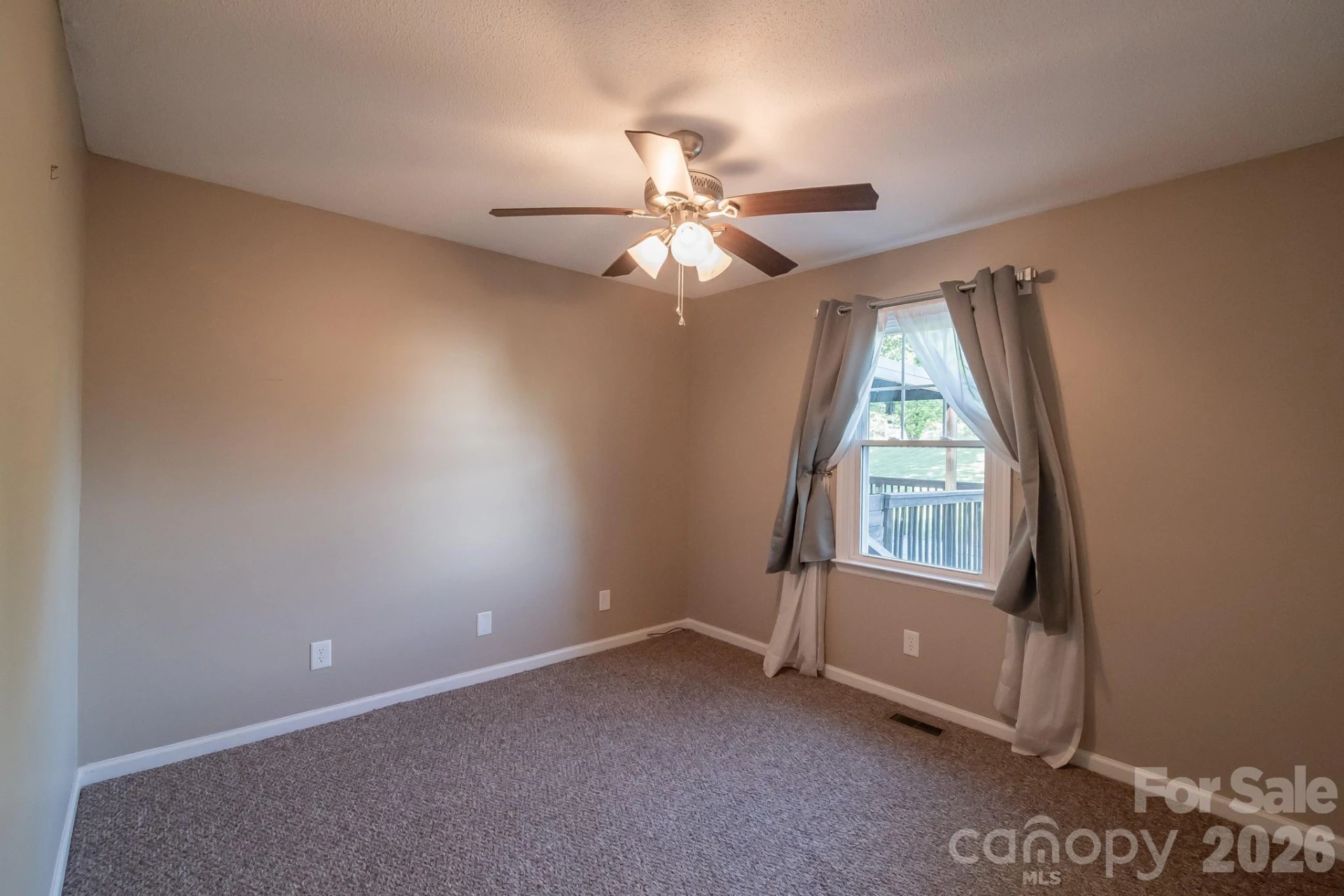 111 Southglenn Drive - Photo 21