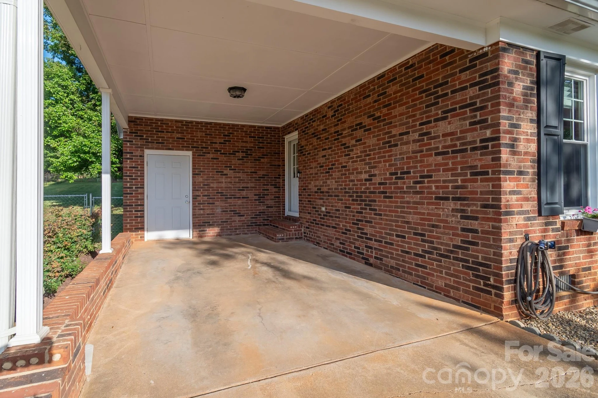 111 Southglenn Drive - Photo 7