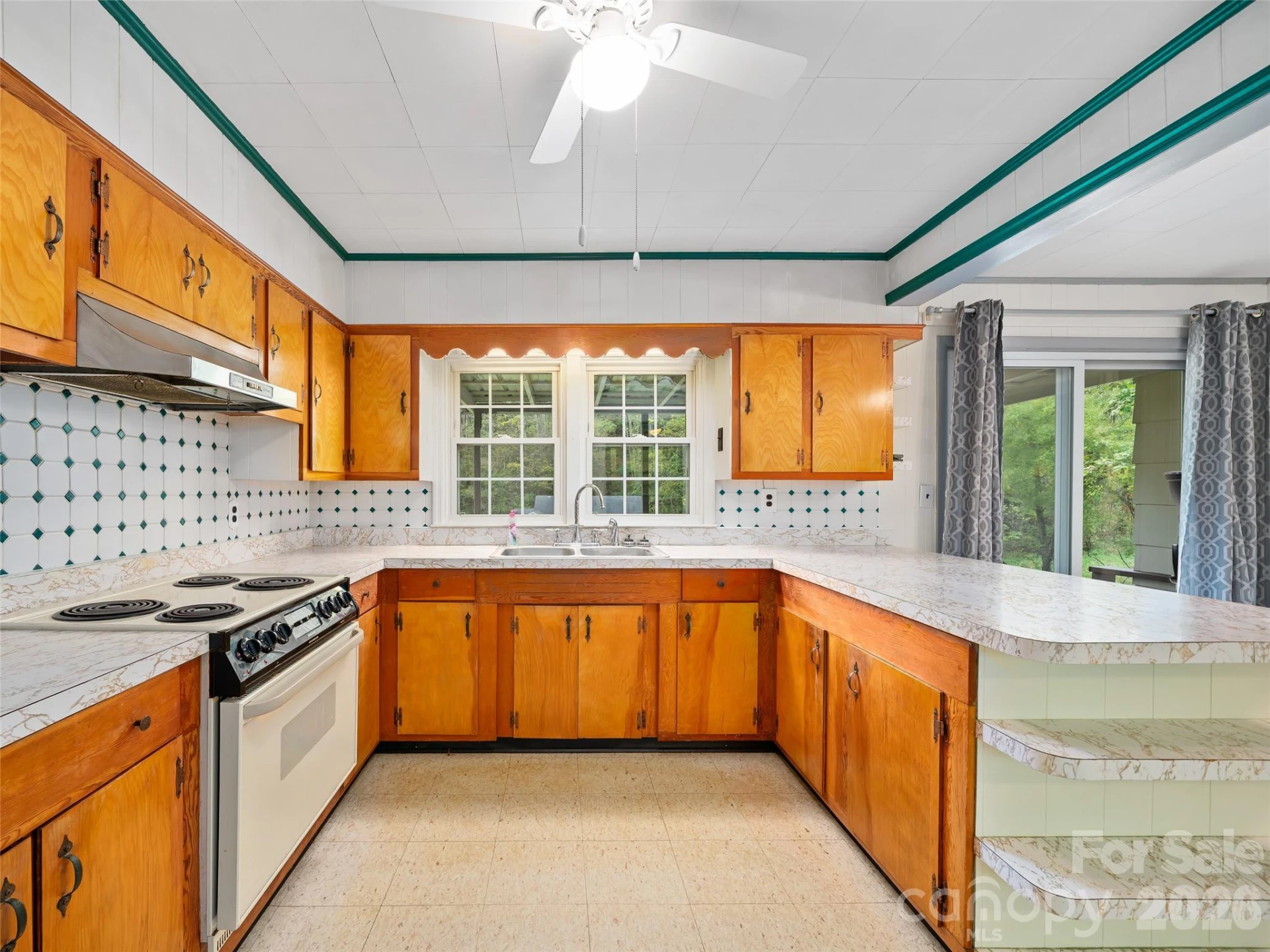338 Sweet Creek Road - Photo 10