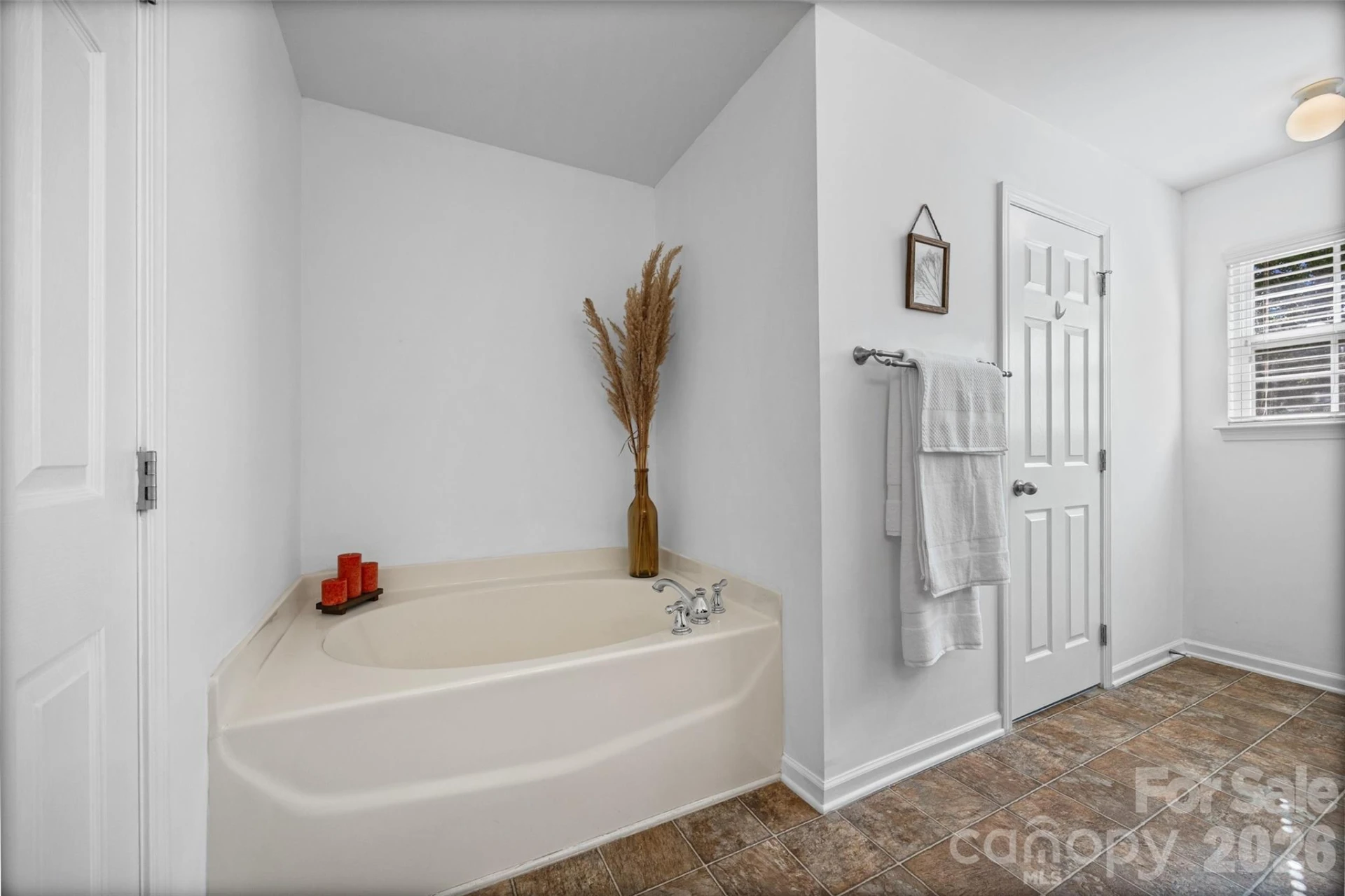 3253 Wicklow Lane - Photo 17