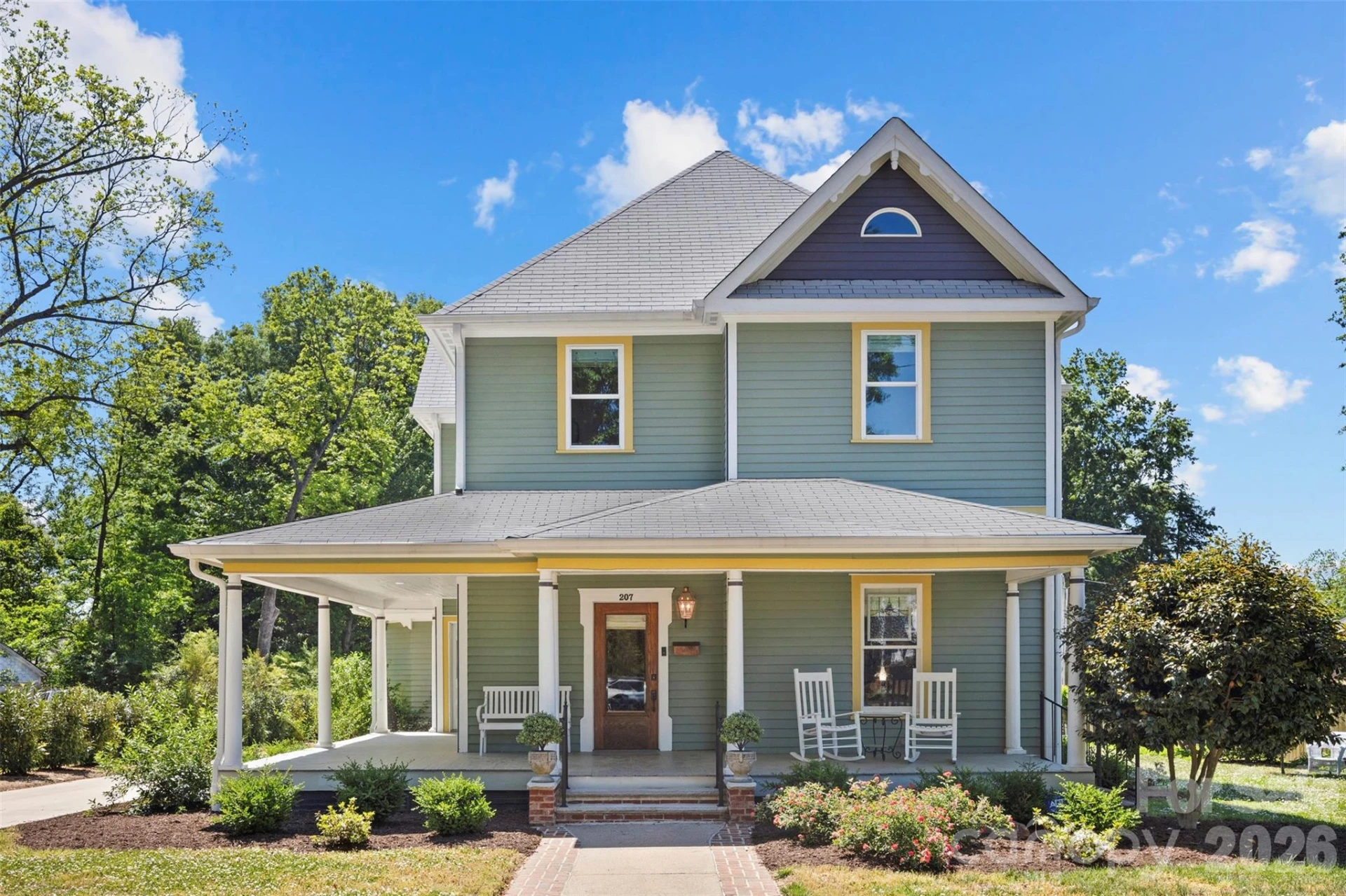 207 Academy Street