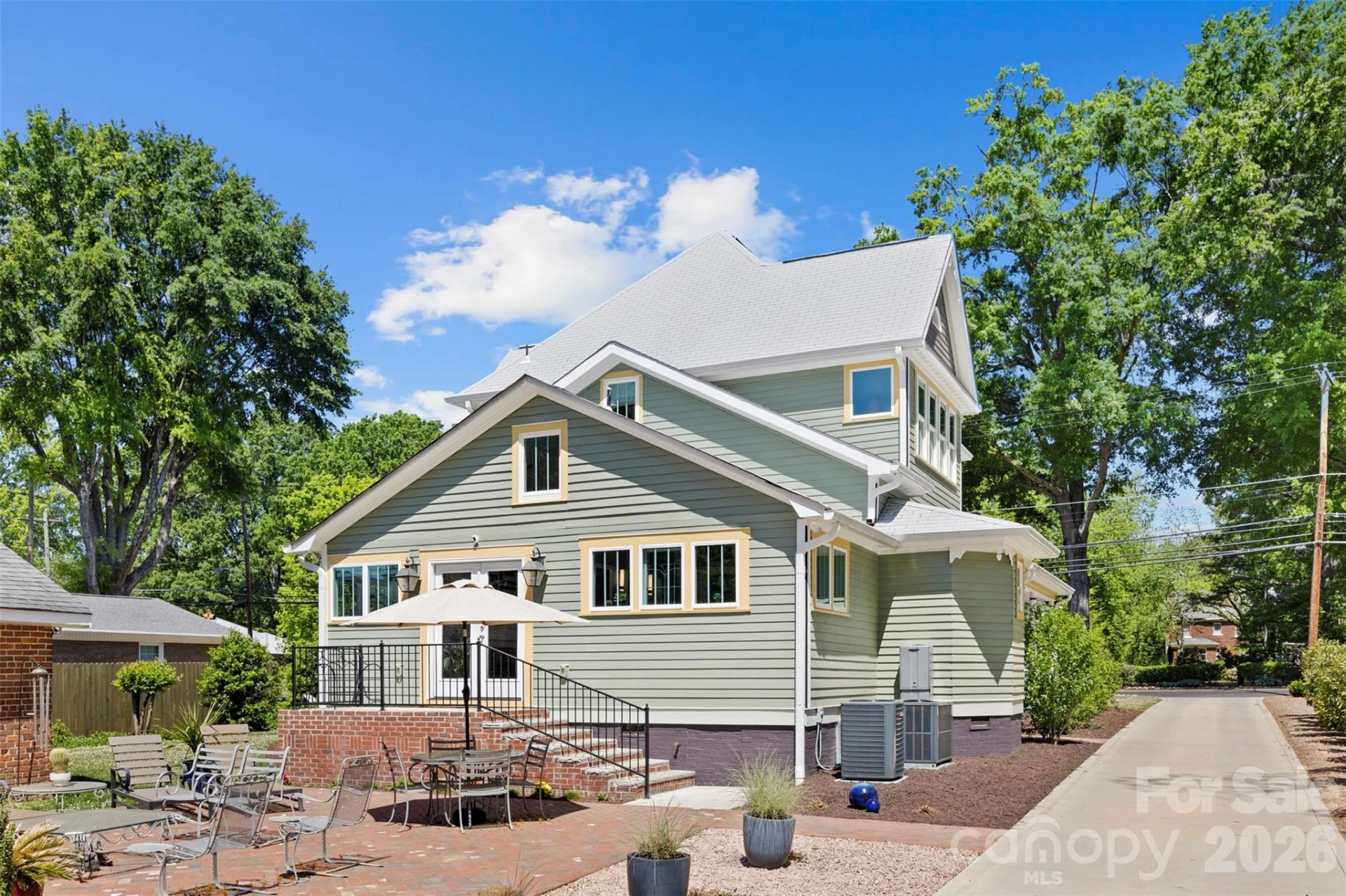 207 Academy Street - Photo 5