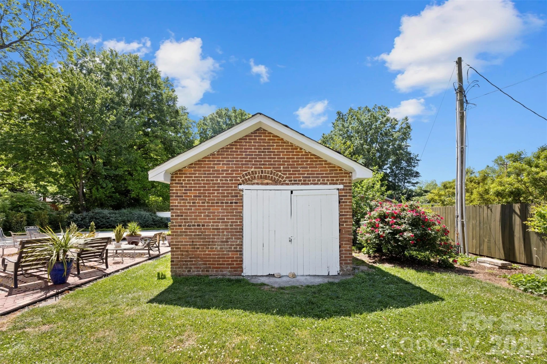 207 Academy Street - Photo 6