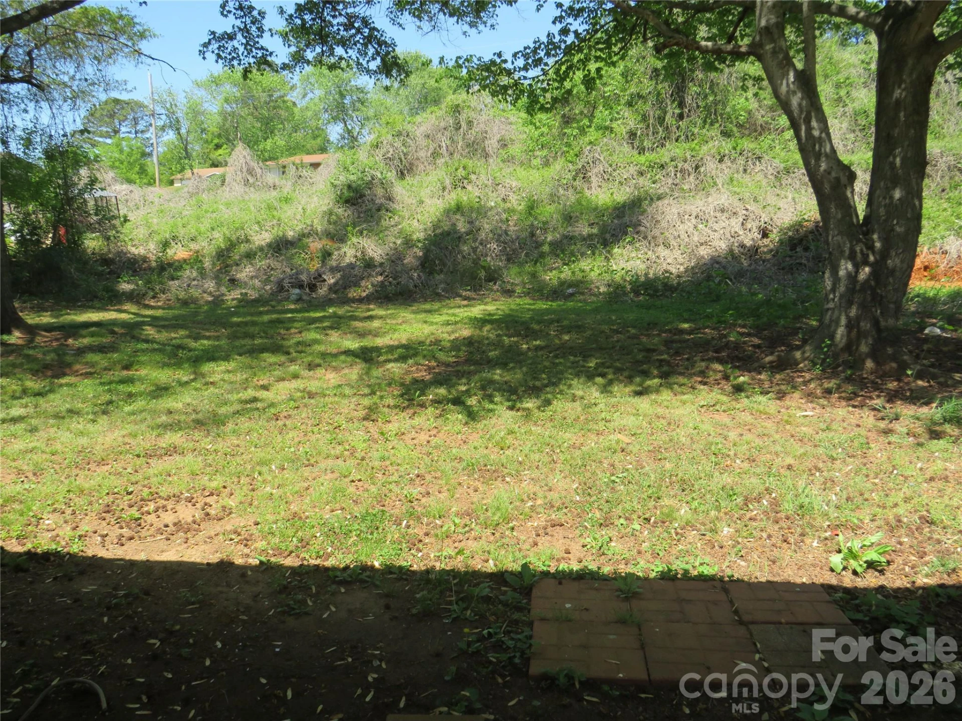 150 Greenfield Drive - Photo 5