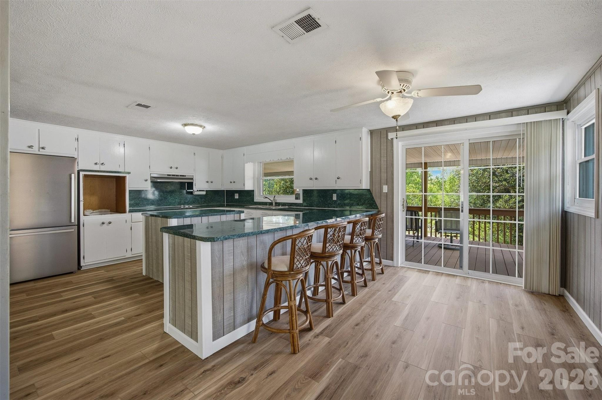 101 Regina Drive - Photo 16