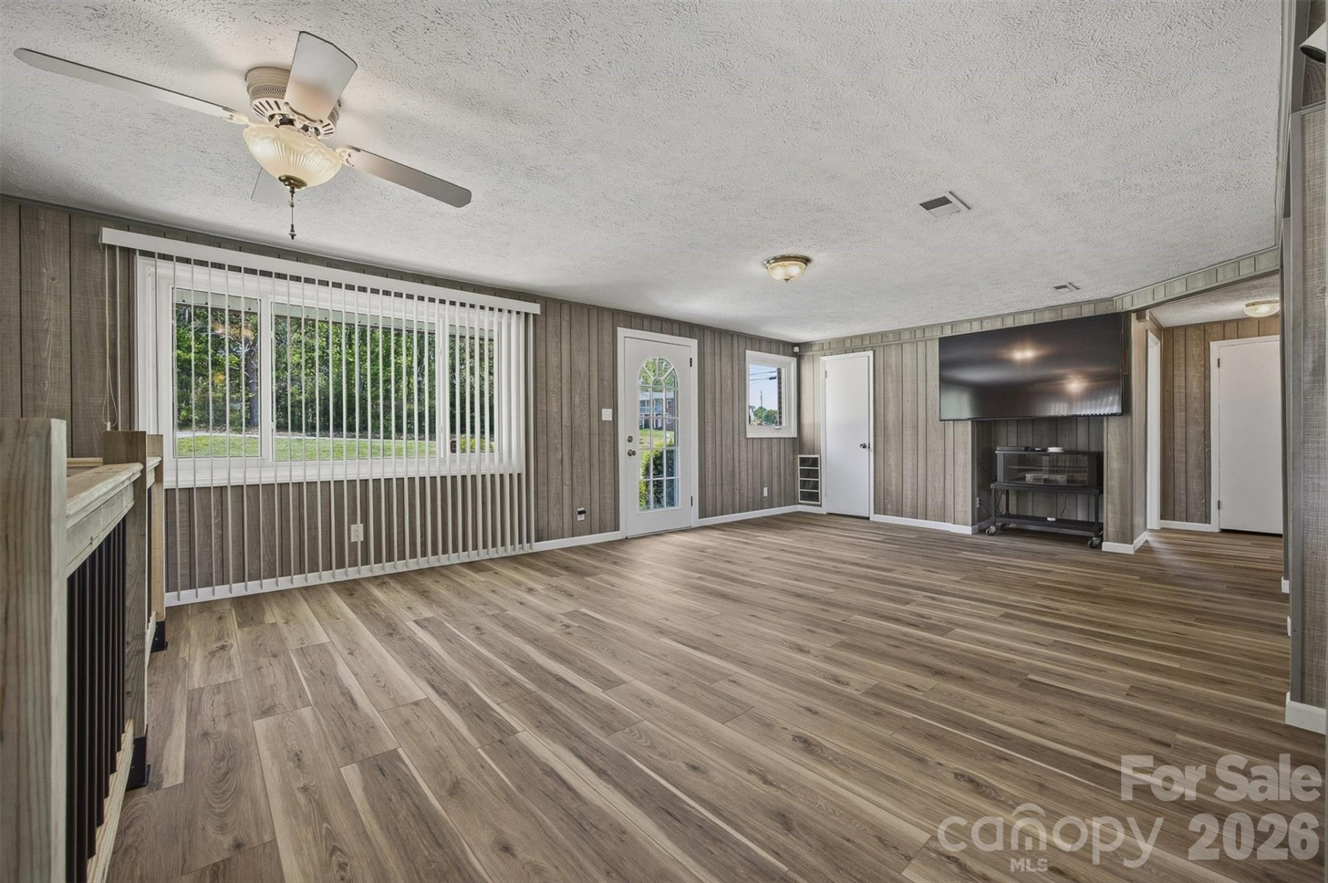 101 Regina Drive - Photo 17