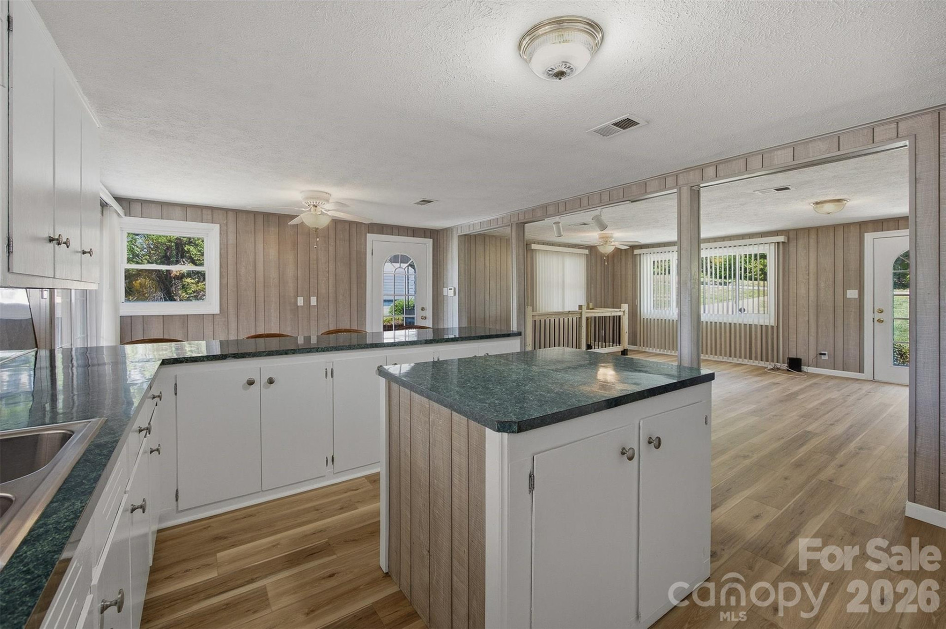 101 Regina Drive - Photo 19