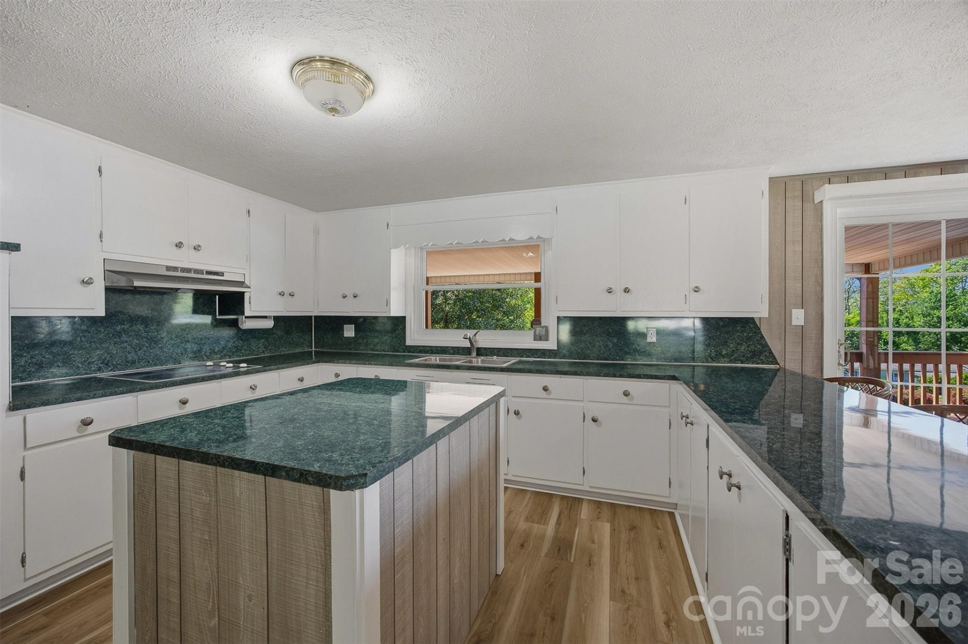 101 Regina Drive - Photo 20