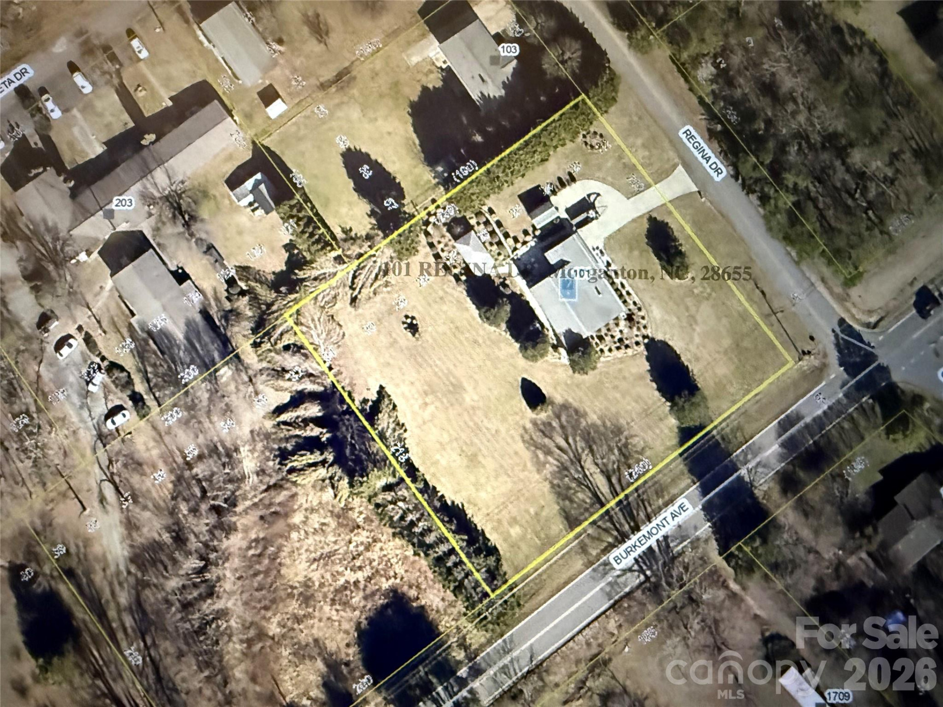 101 Regina Drive - Photo 31