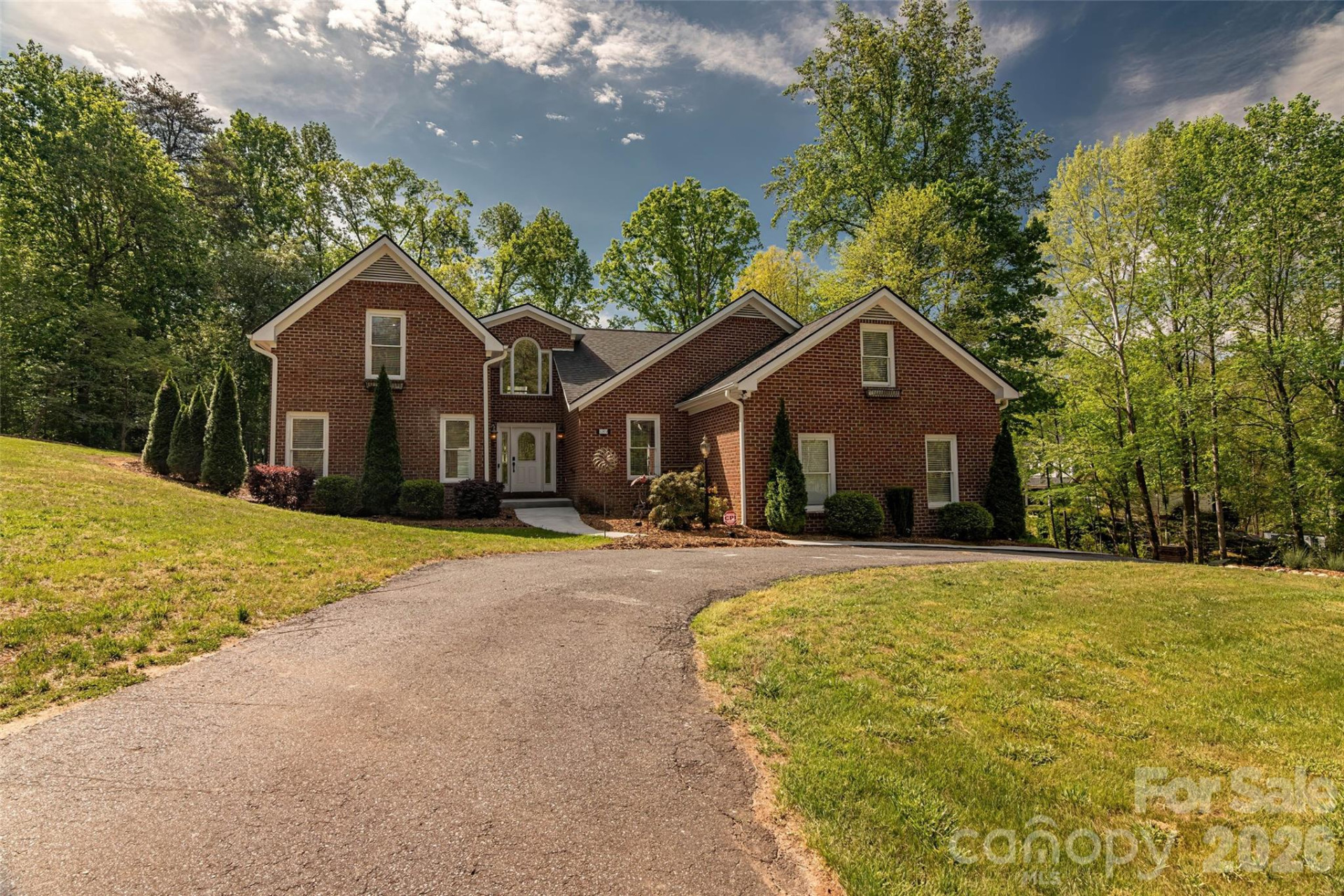 189 Ridgeview Drive - Photo 2