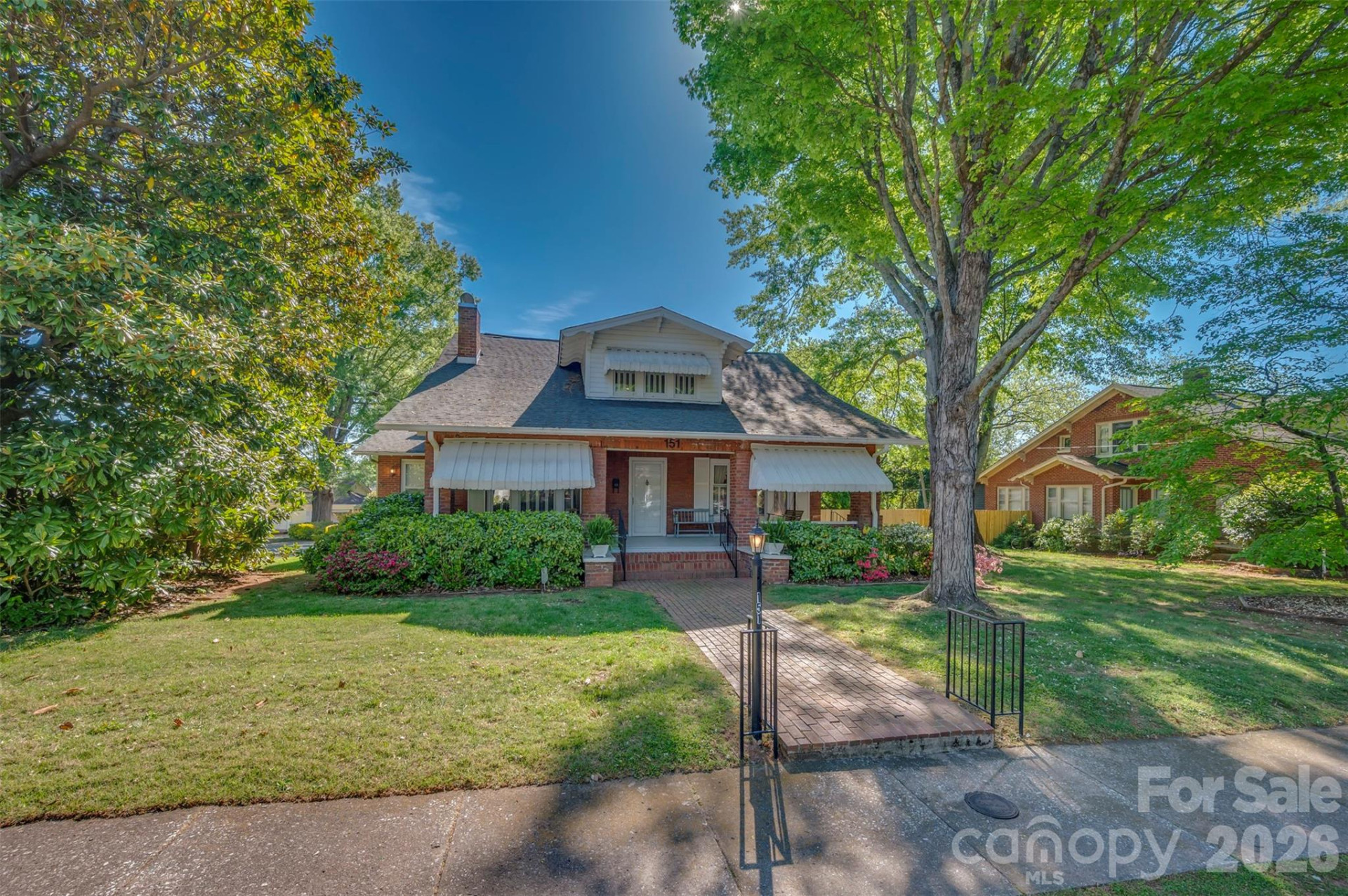 151 Magnolia Street - Photo 3