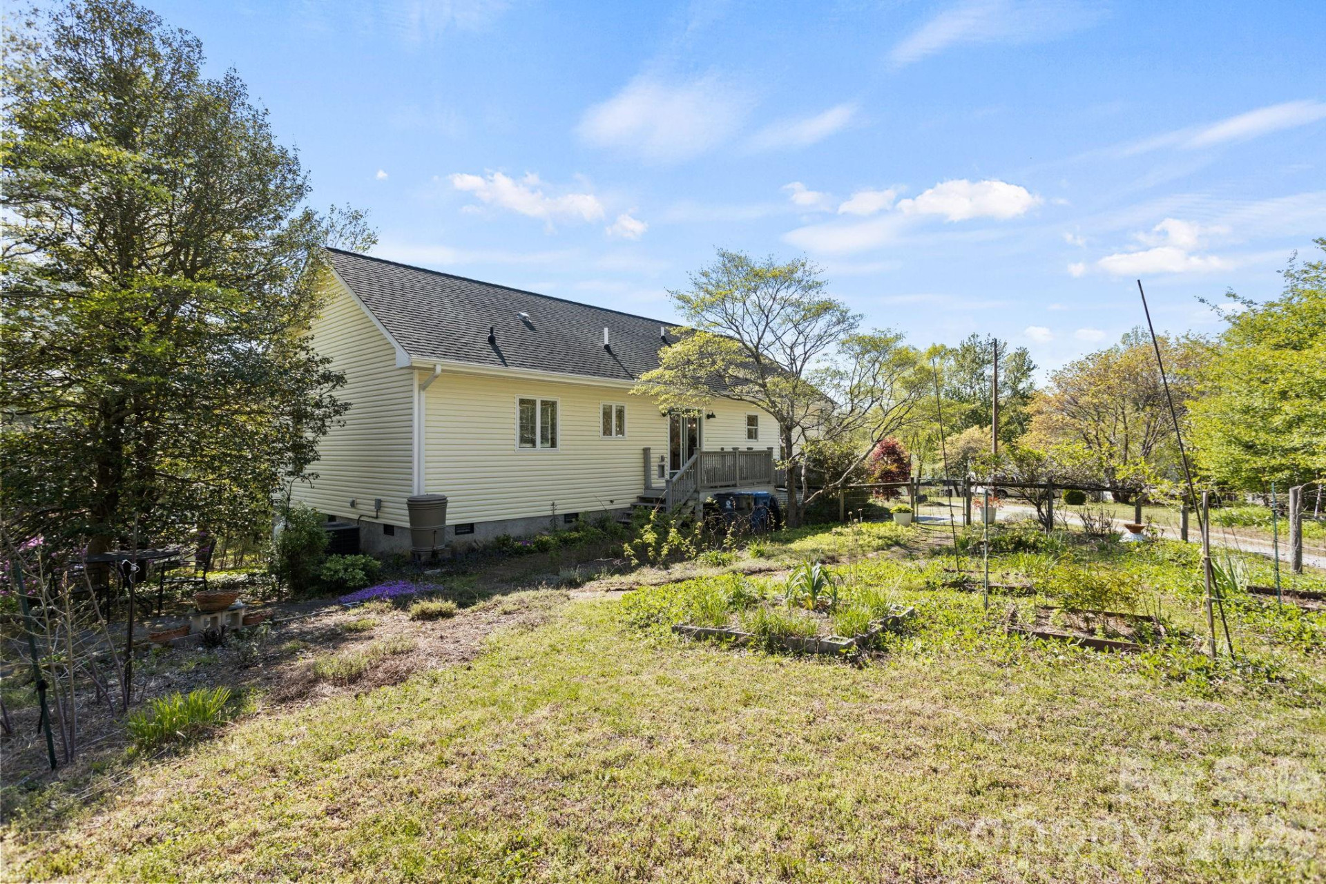 367 Crescent Street - Photo 29