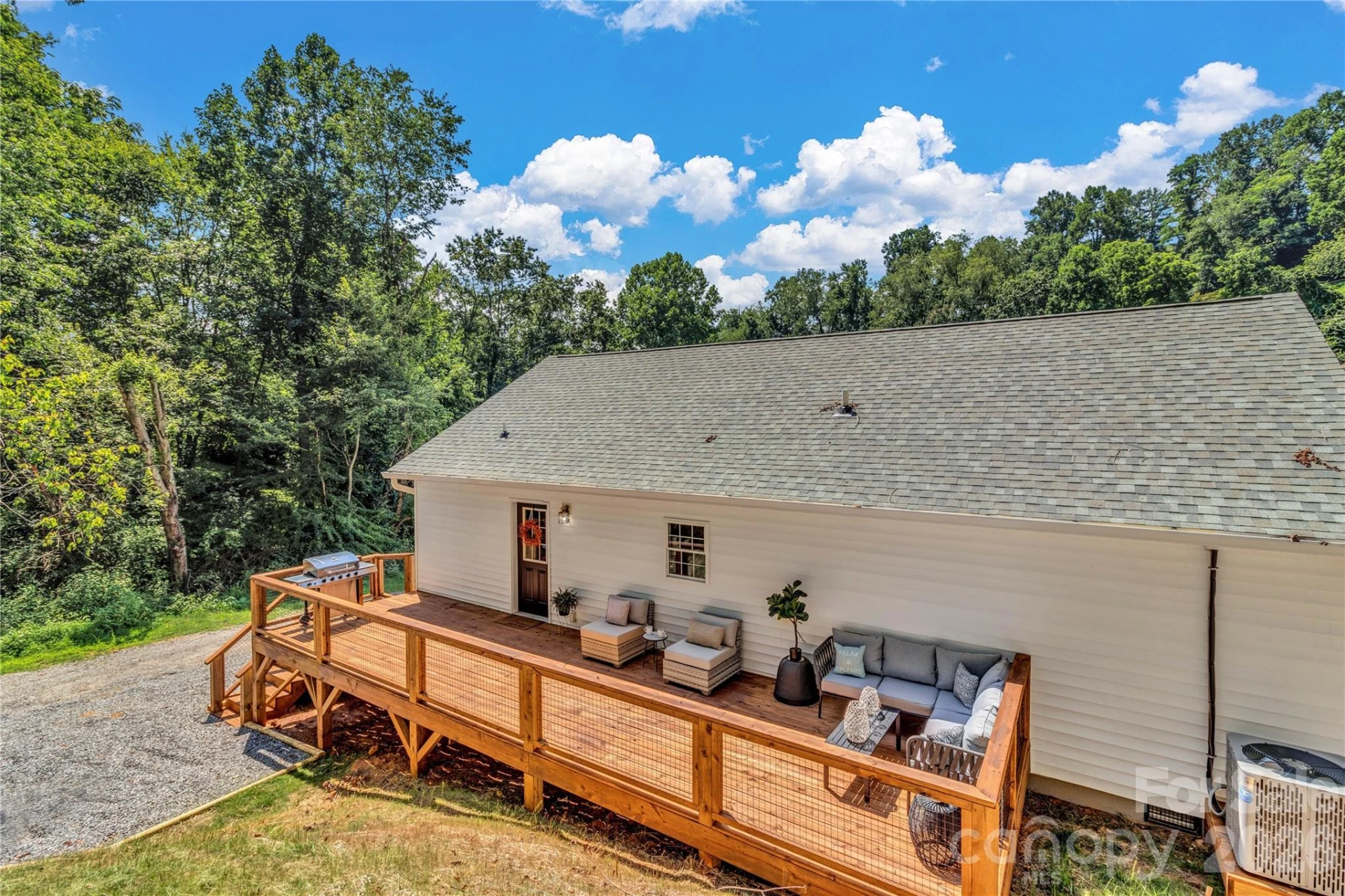 21 Carolinda Lane - Photo 2