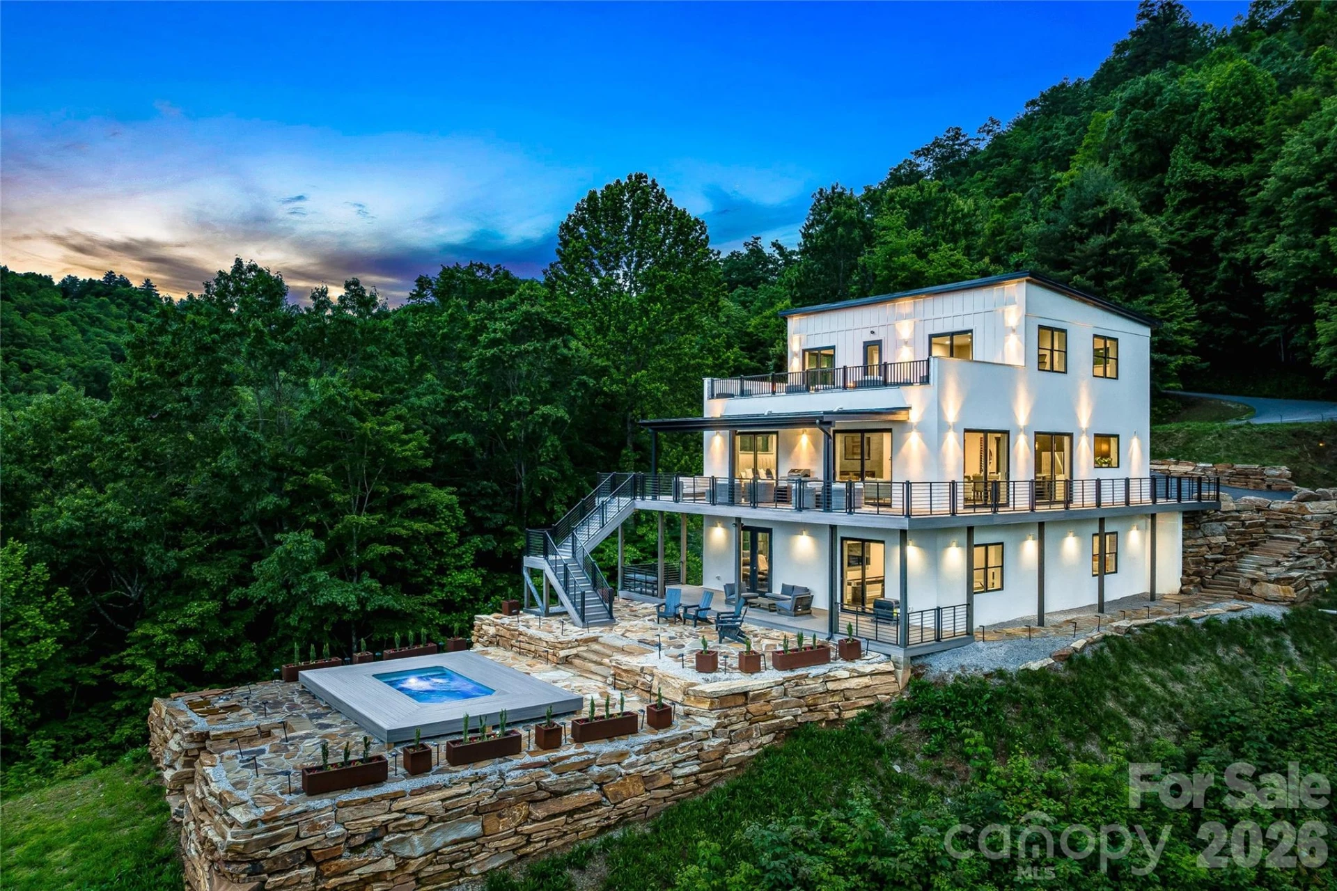 840 Fontana Trace Drive