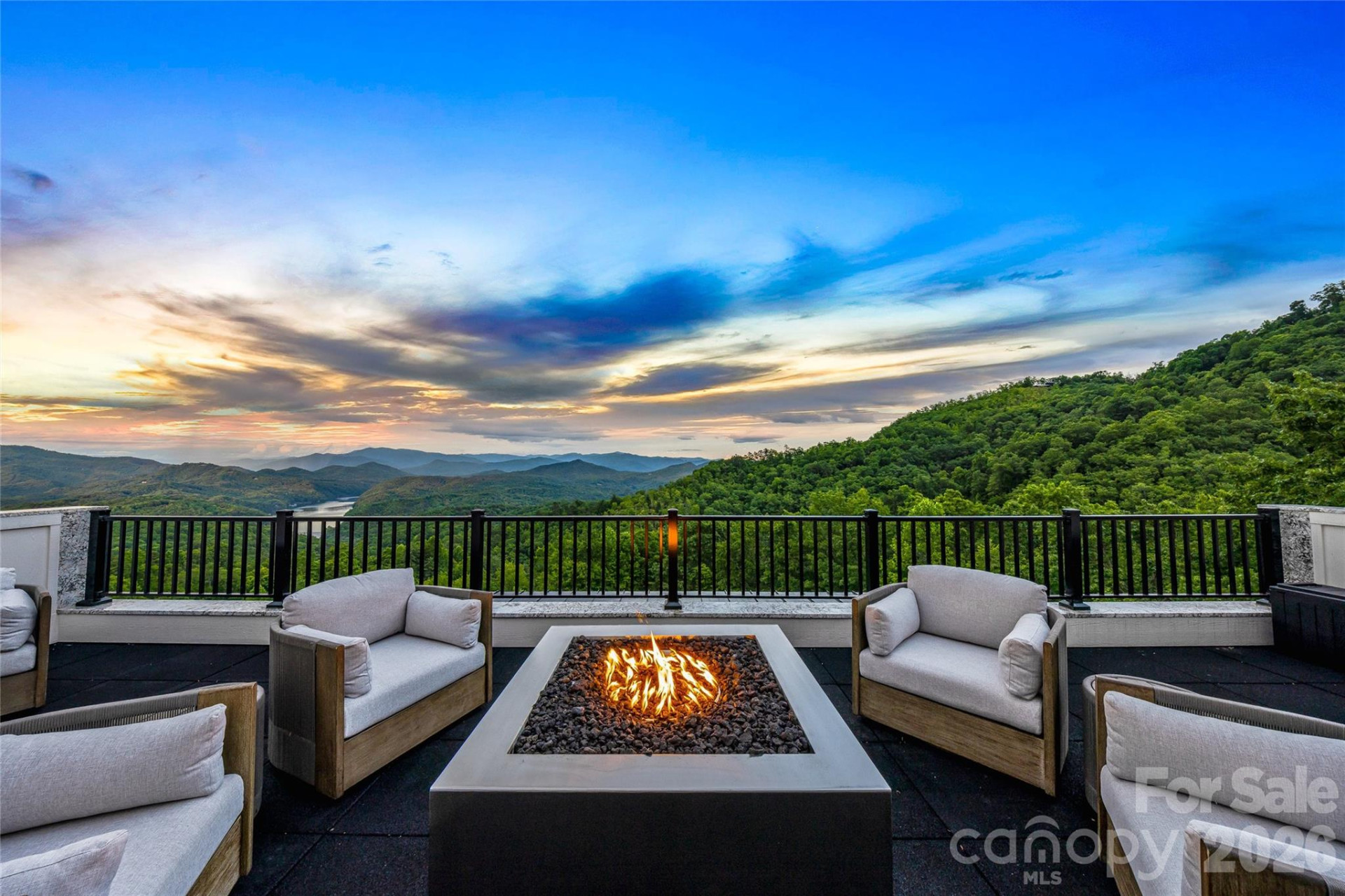 840 Fontana Trace Drive - Photo 3