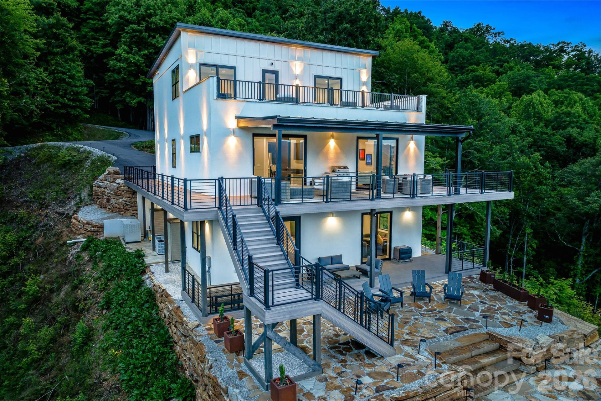 840 Fontana Trace Drive - Photo 4