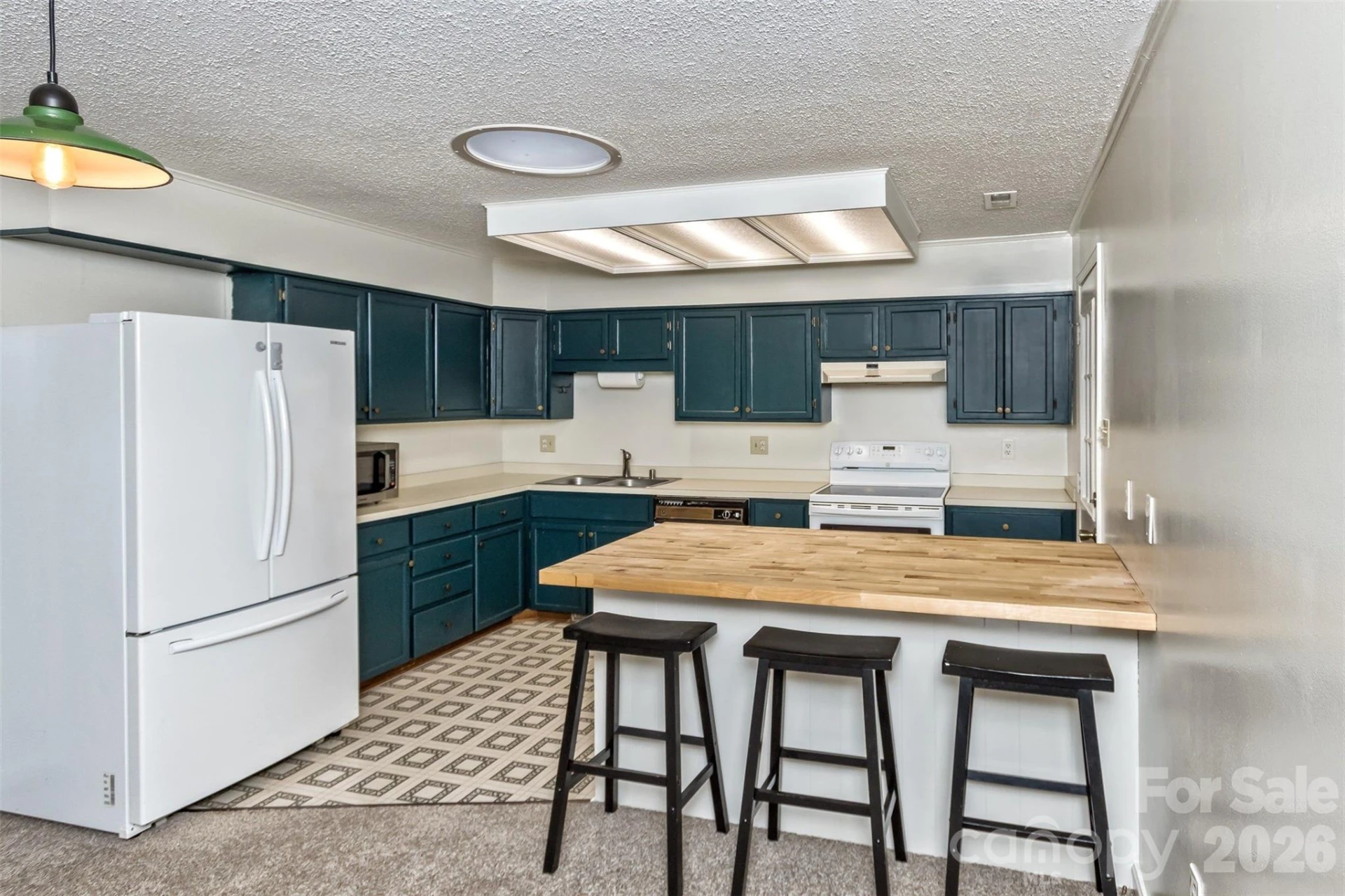 7 Teaneck Circle - Photo 14