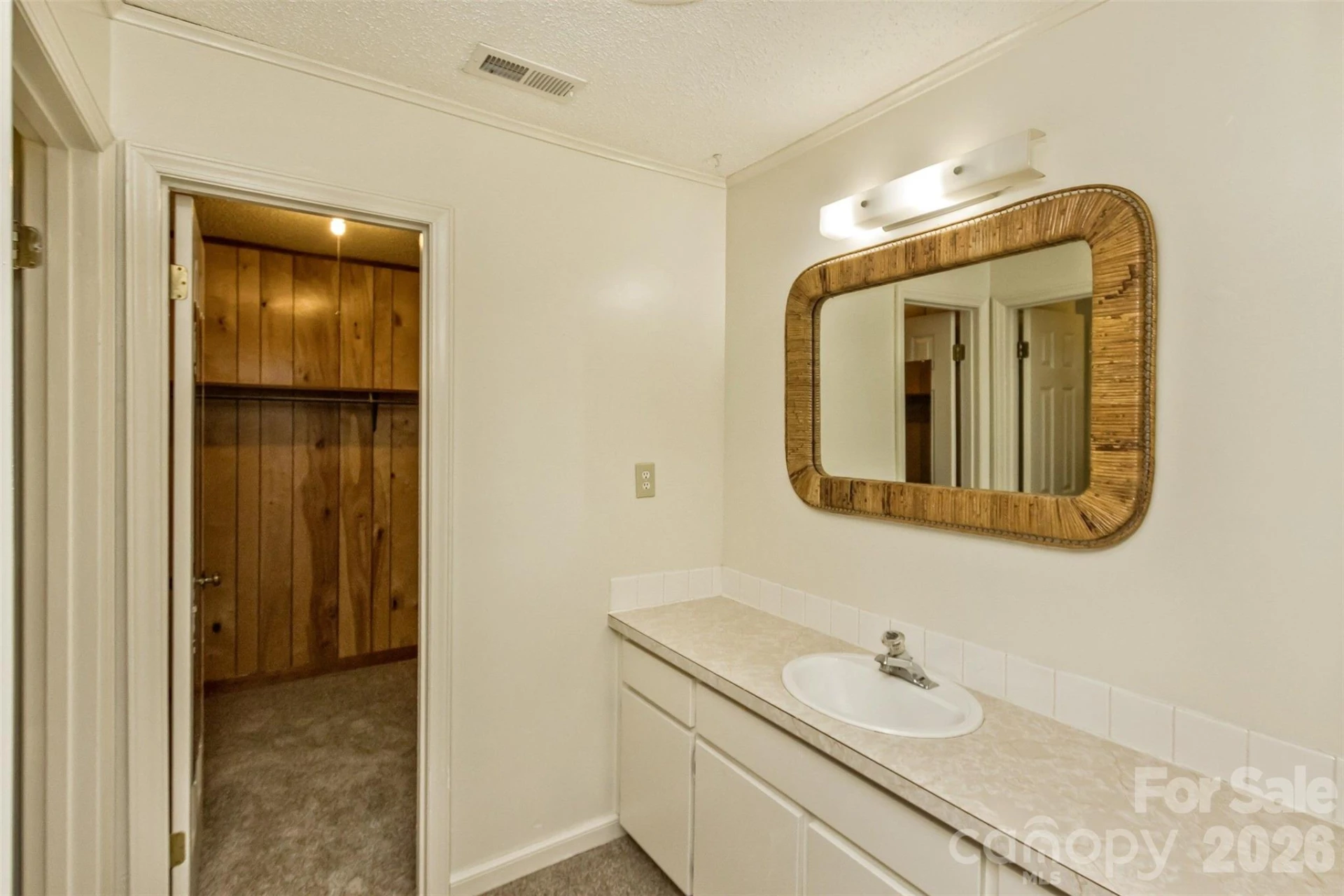 7 Teaneck Circle - Photo 21