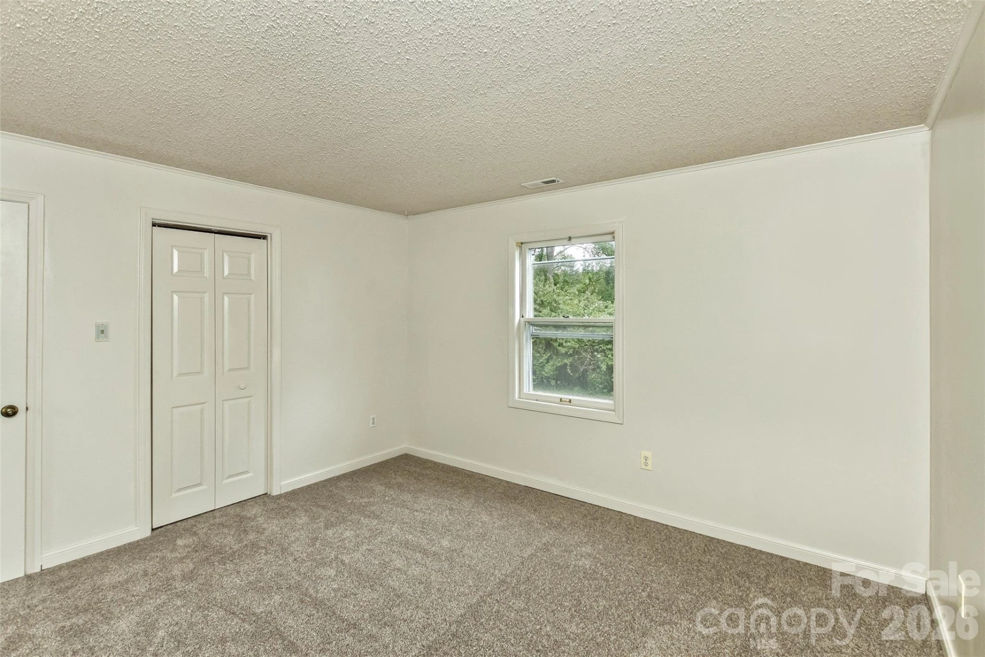 7 Teaneck Circle - Photo 28