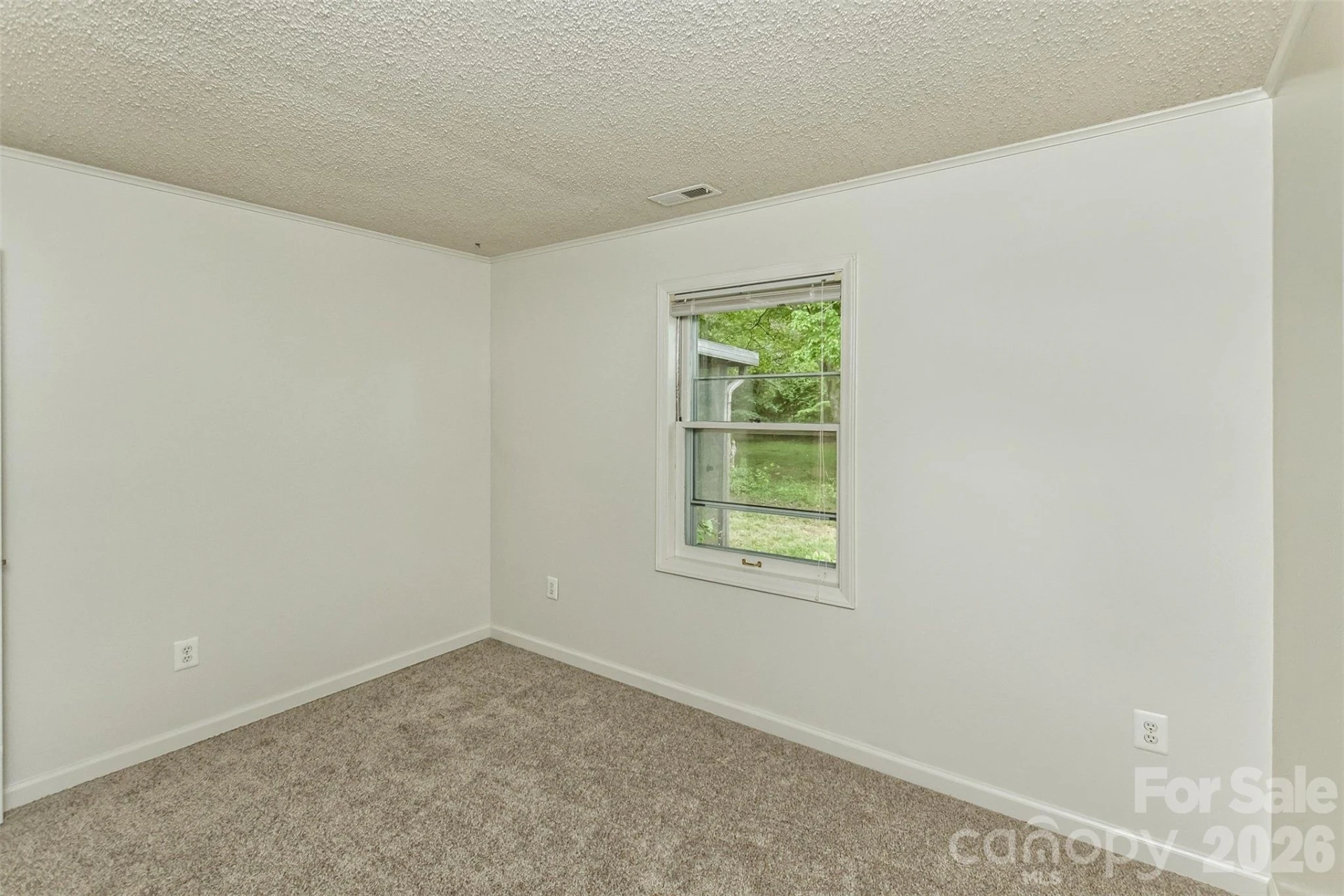 7 Teaneck Circle - Photo 34