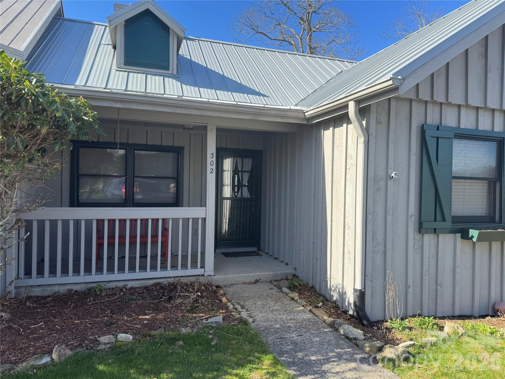 302 Eagles Nest Court - Photo 2