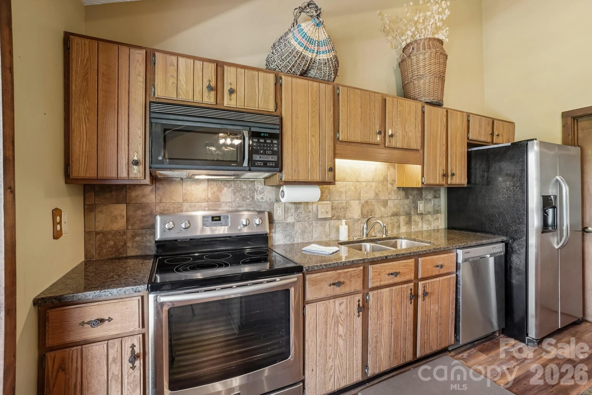 302 Eagles Nest Court - Photo 11