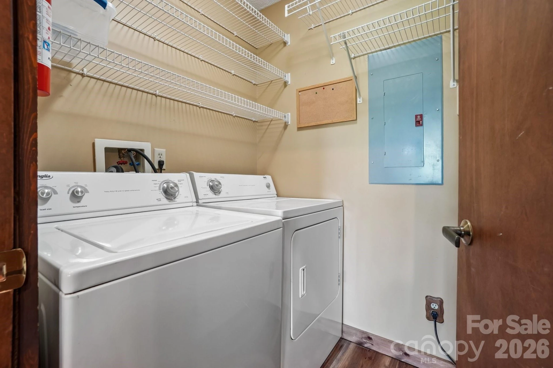 302 Eagles Nest Court - Photo 13