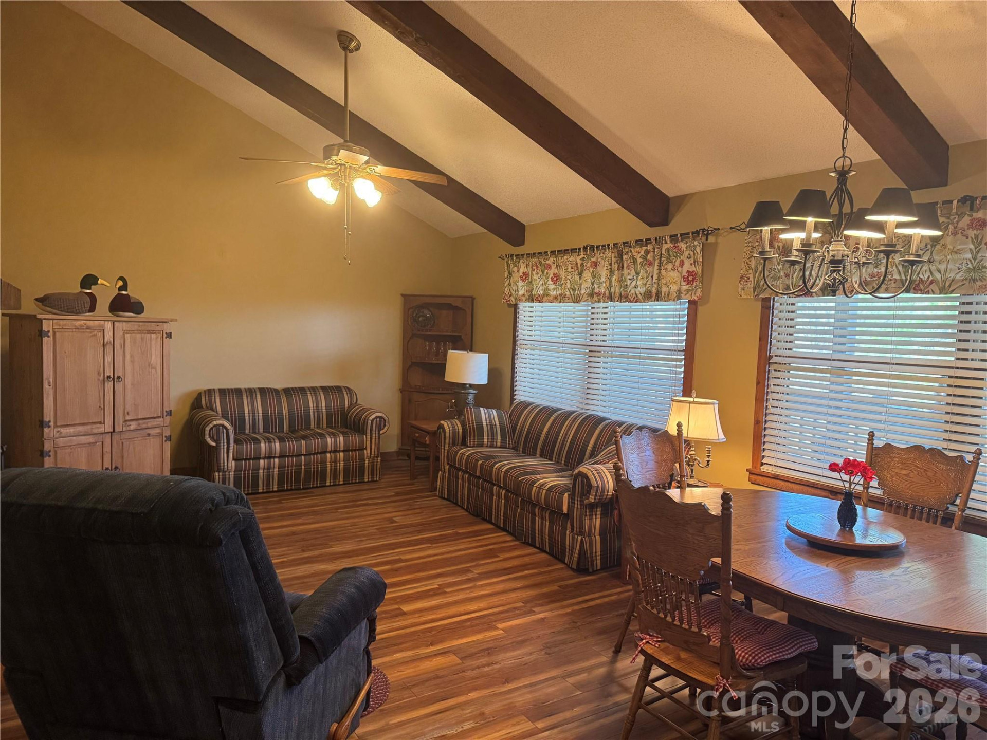 302 Eagles Nest Court - Photo 7
