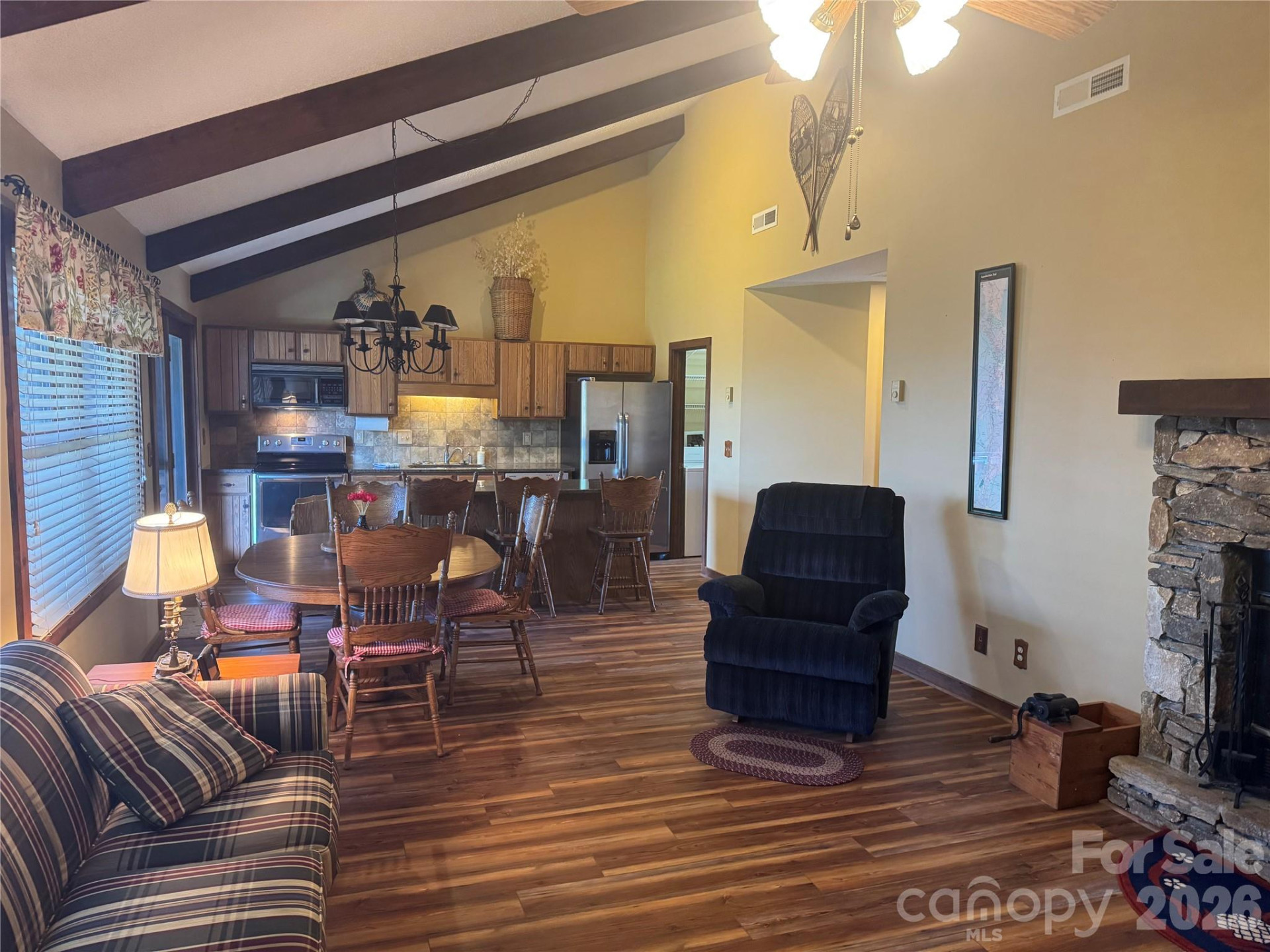 302 Eagles Nest Court - Photo 8