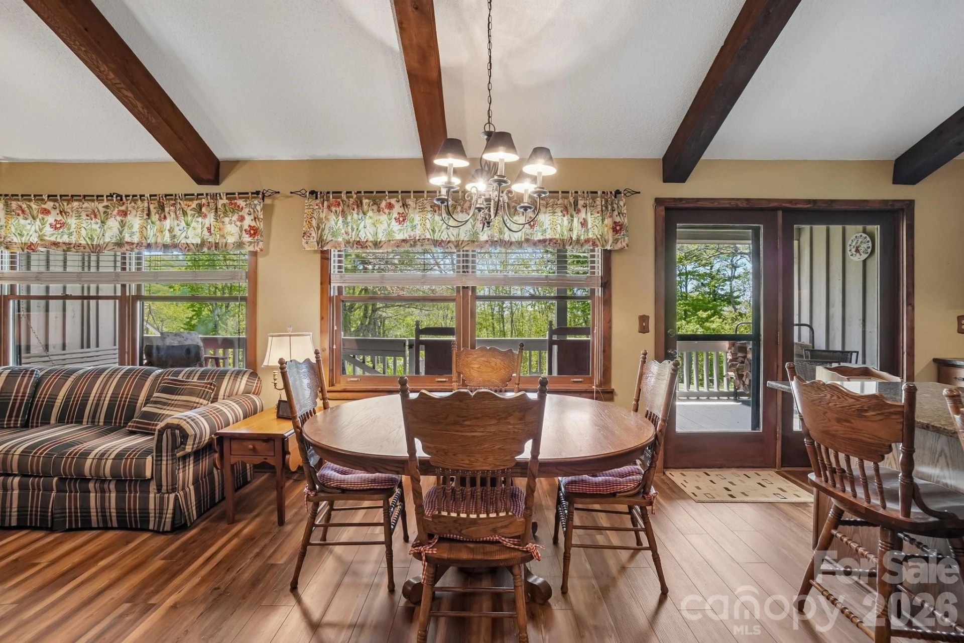 302 Eagles Nest Court - Photo 9