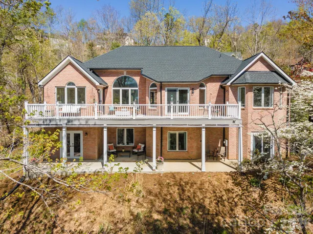11 High Meadow Drive