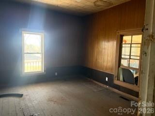 2231 US 221 Highway - Photo 15