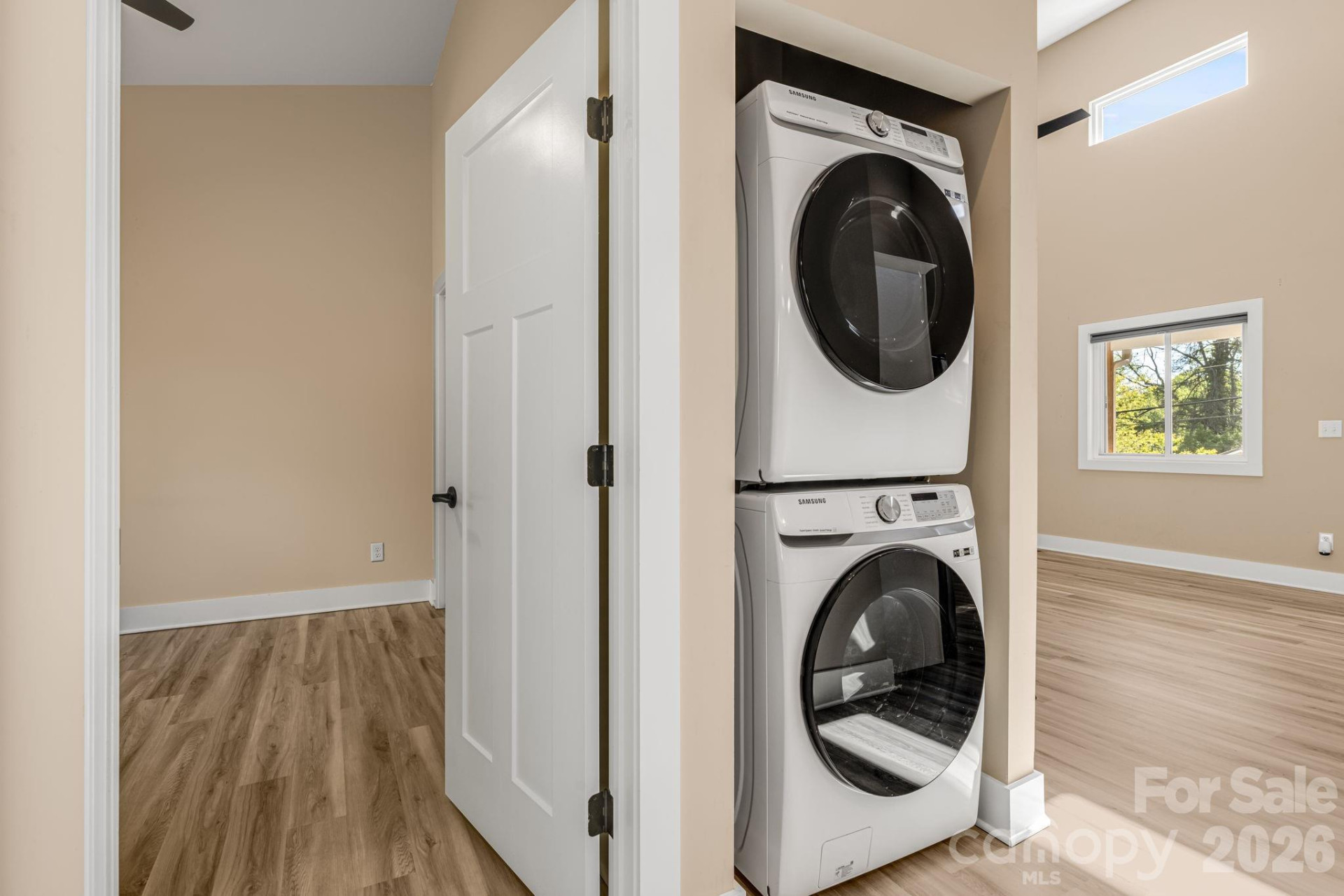 207 Hanover Street - Photo 11