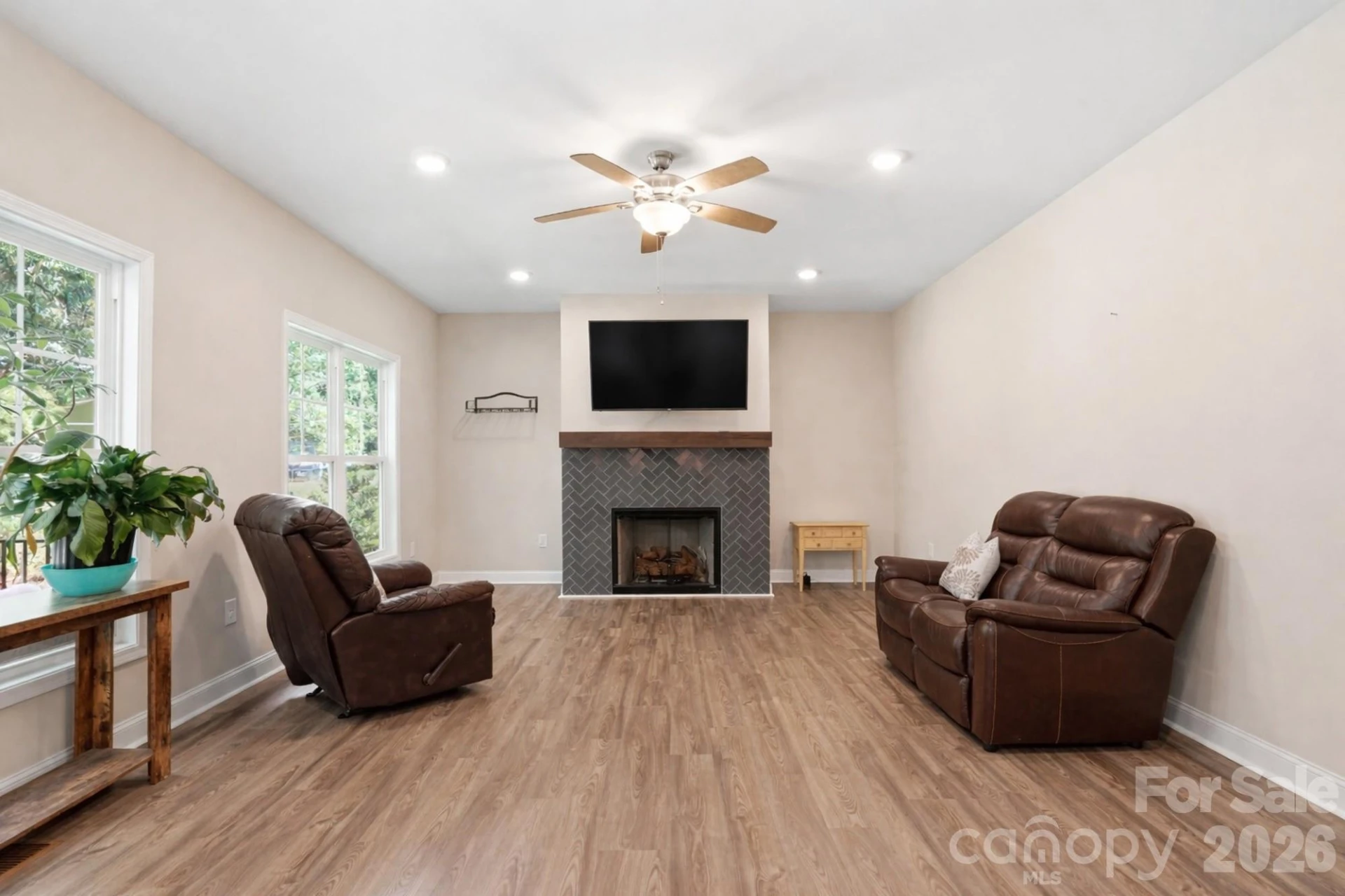 2910 Plum Thicket Court - Photo 18