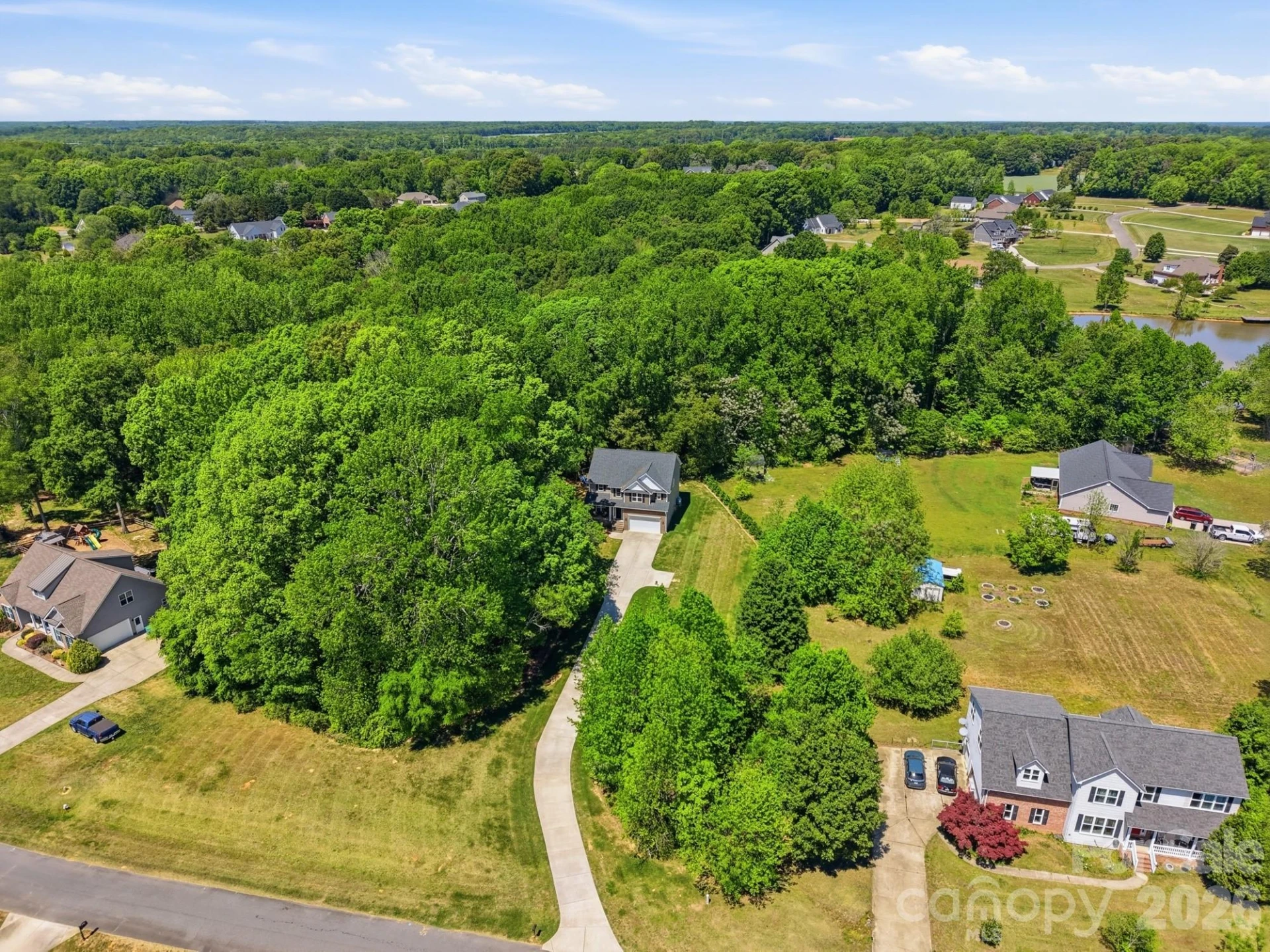 2910 Plum Thicket Court - Photo 6