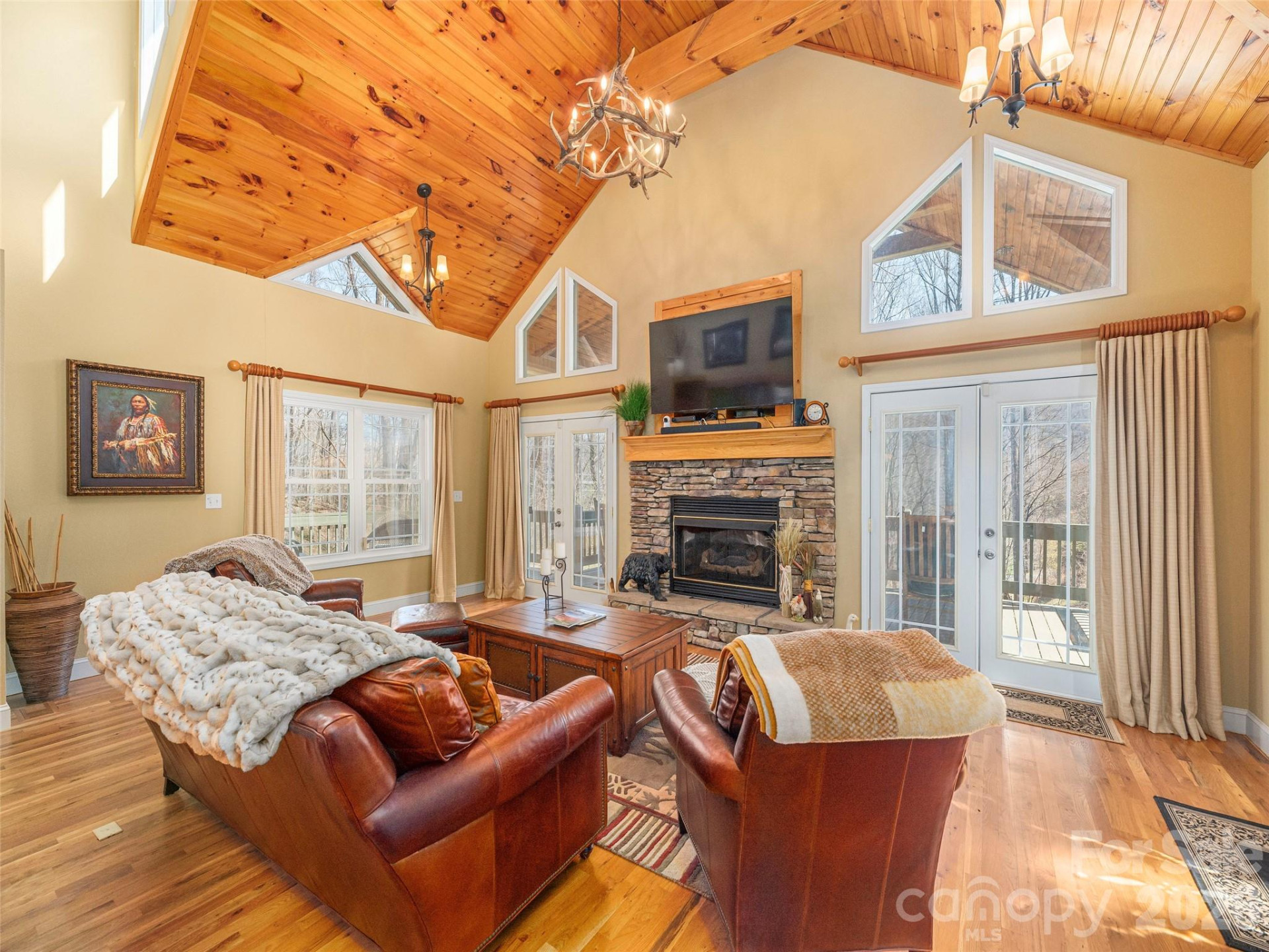 90 Lionheart Lane - Photo 4