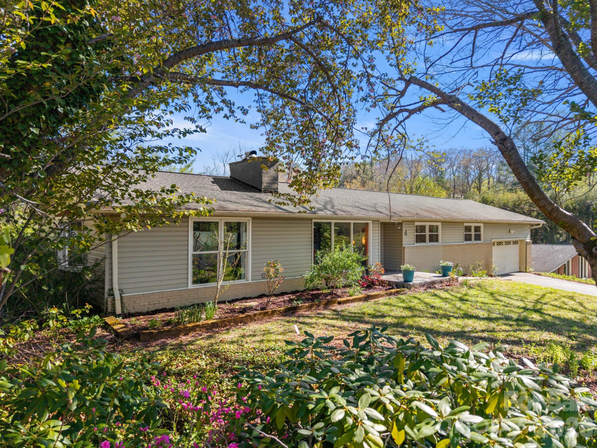 4 Austin Drive - Photo 3