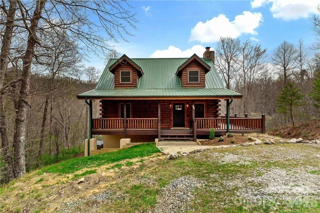 552 Lake Road