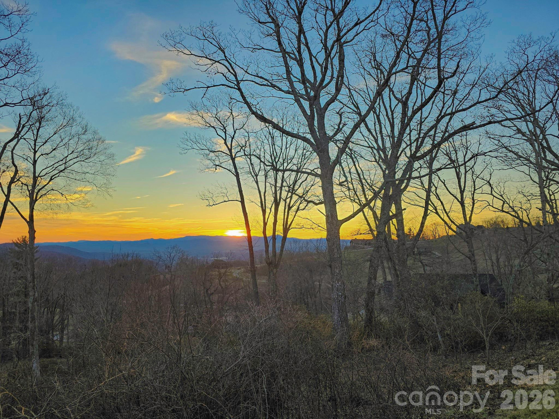 214 Summerset Drive - Photo 3