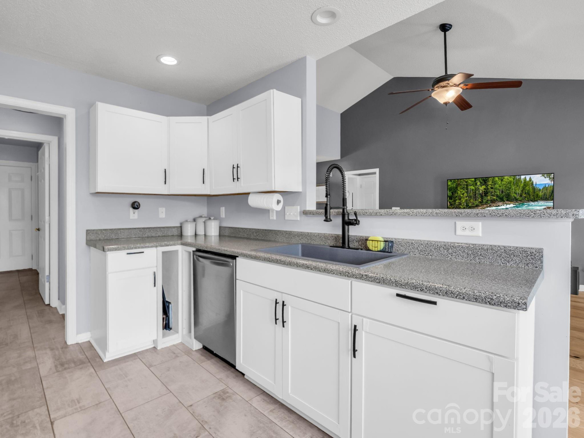 33 Lumber River Road - Photo 7