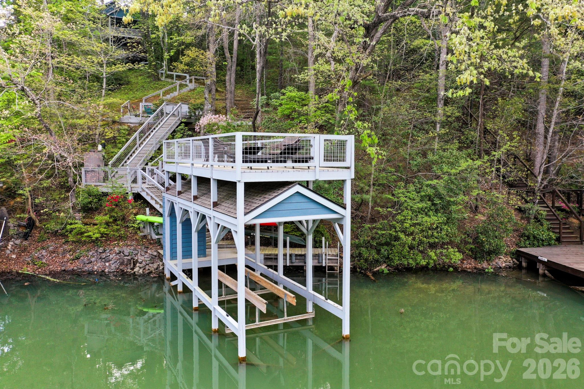 219 Picnic Point Road - Photo 2