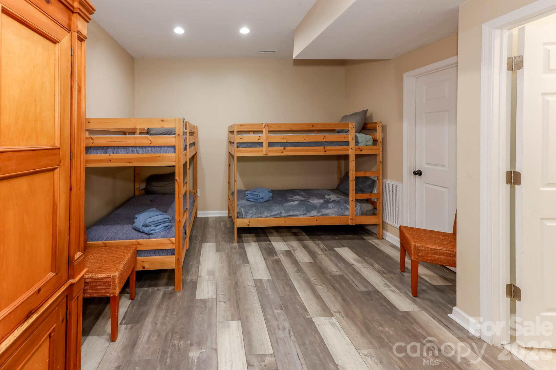 219 Picnic Point Road - Photo 18