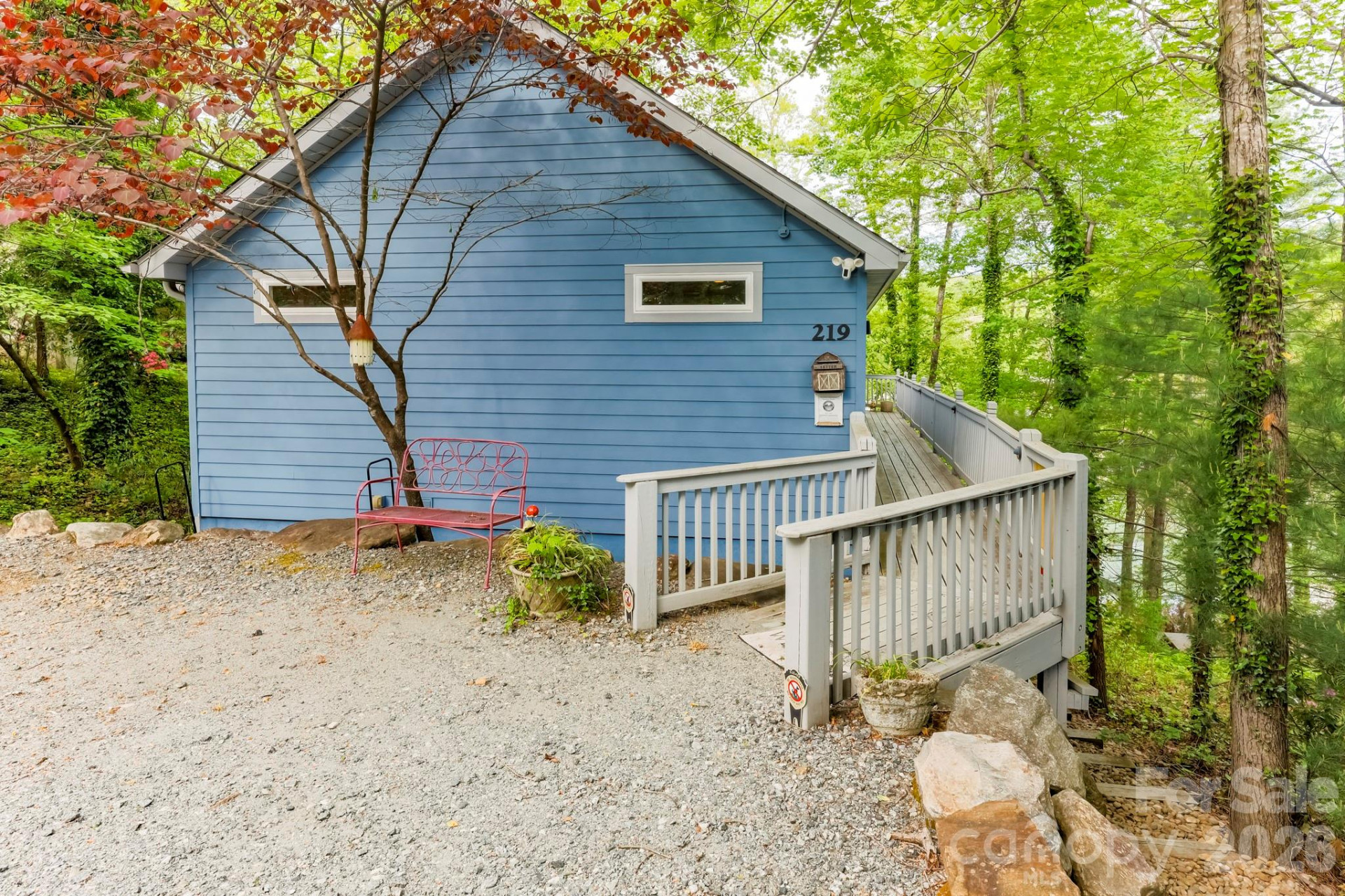 219 Picnic Point Road - Photo 4