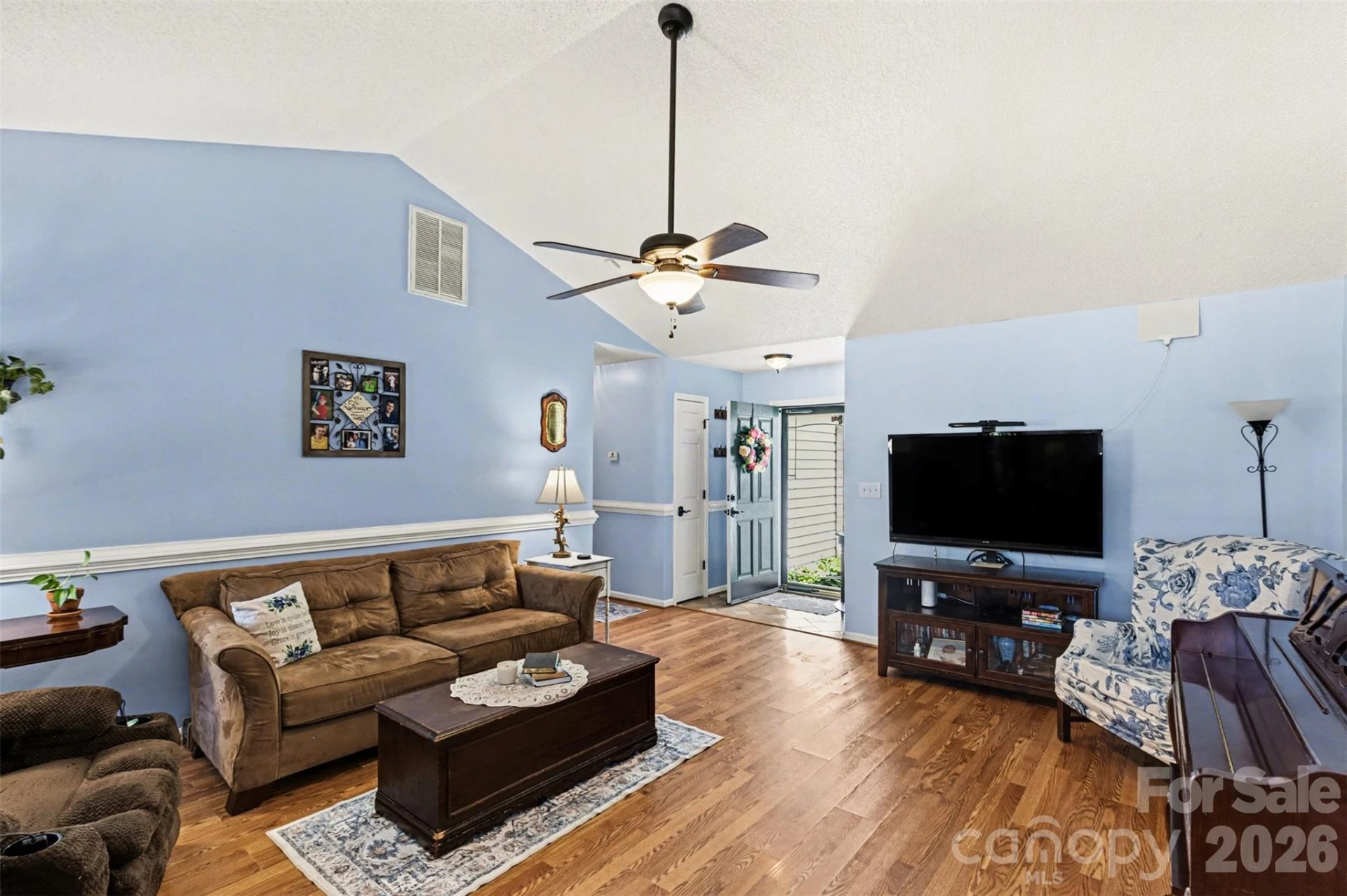 3105 Kelly Grove Lane - Photo 4